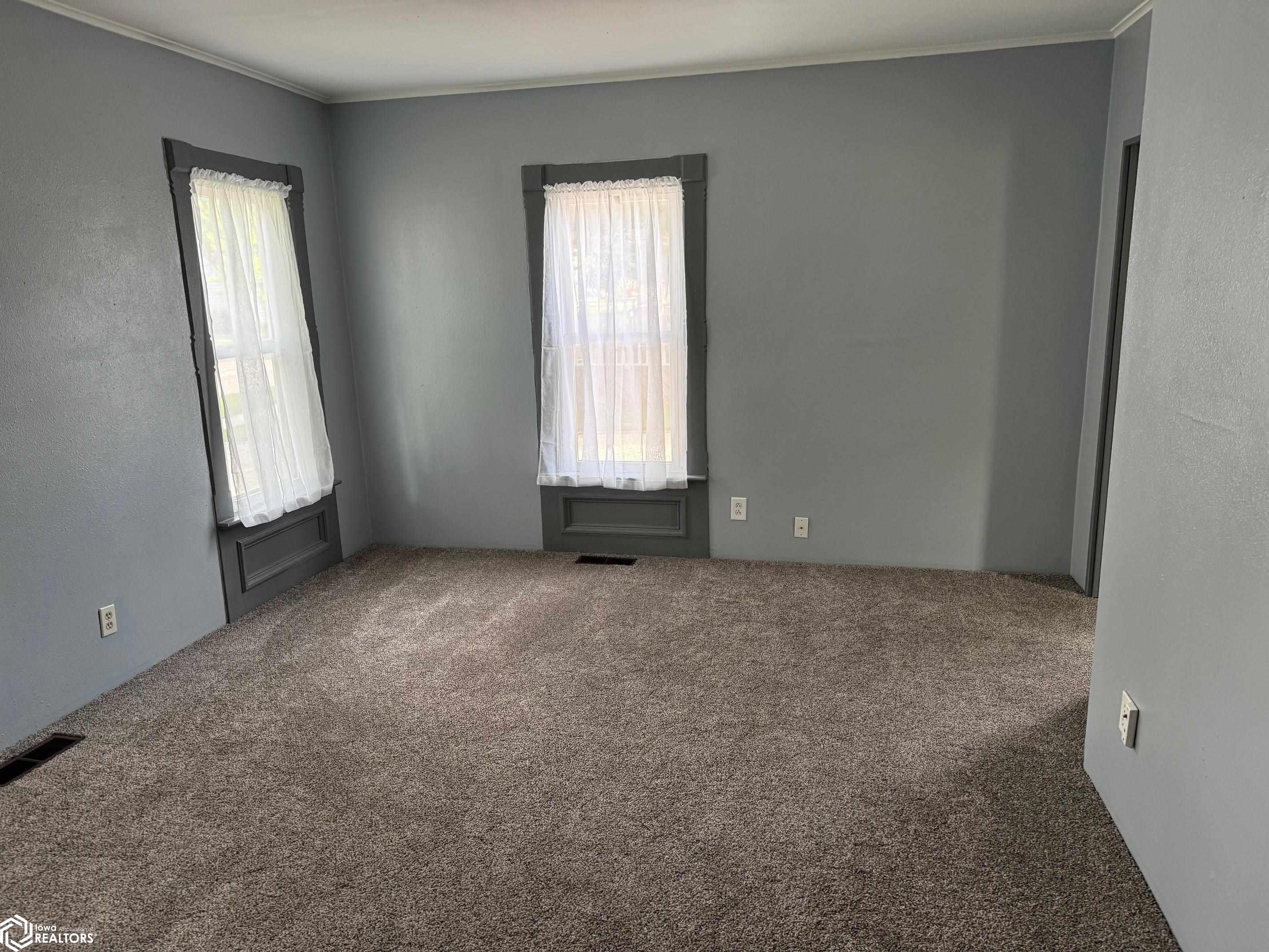 517 7th Street, Whittemore, Iowa image 3