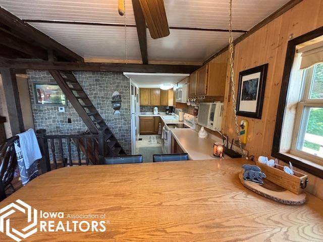 1053 Lakeshore Drive, Brooklyn, Iowa image 14