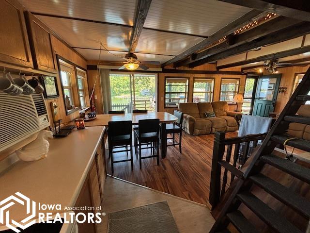 1053 Lakeshore Drive, Brooklyn, Iowa image 16