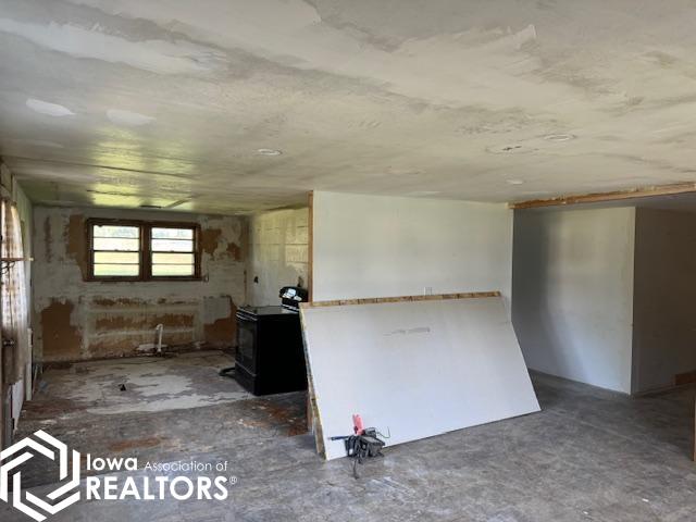 406 Jackson Street, Gravity, Iowa image 5