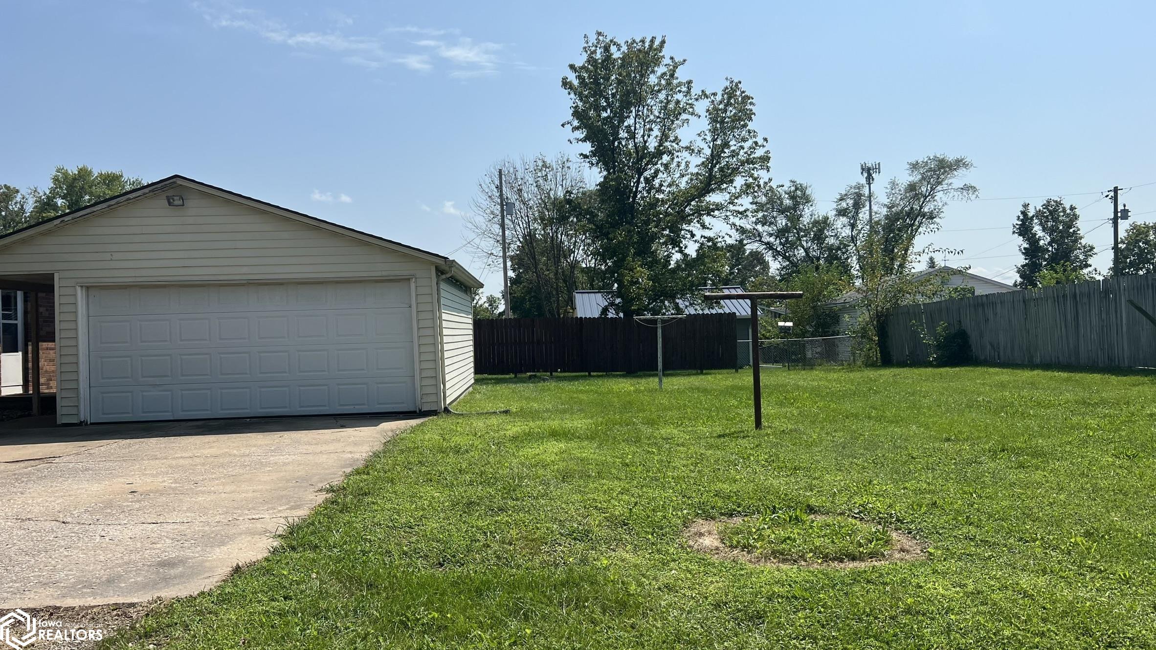 475 N 17th Street, Hamilton, Illinois image 7