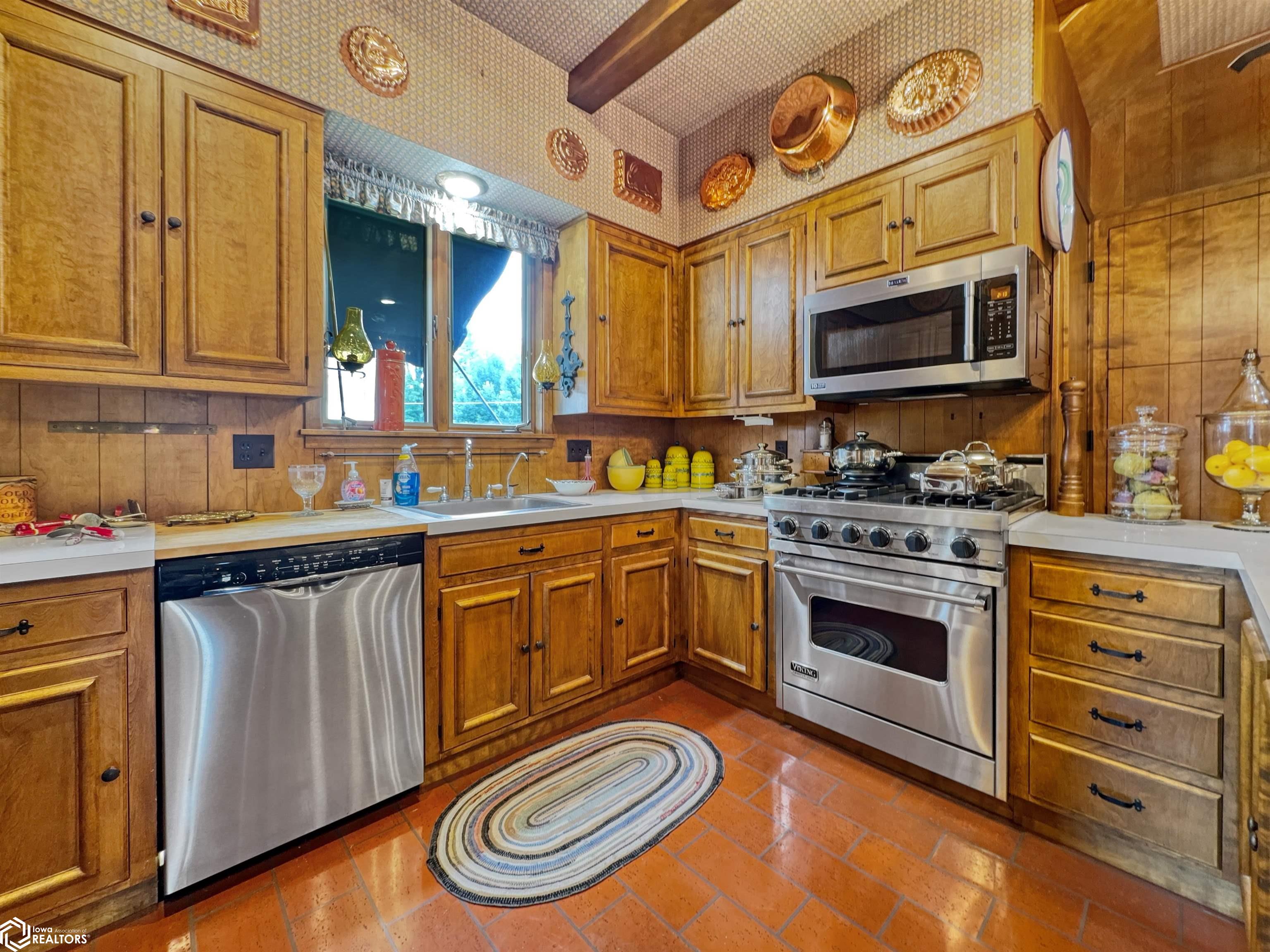 102 1st Avenue, Hampton, Iowa image 3