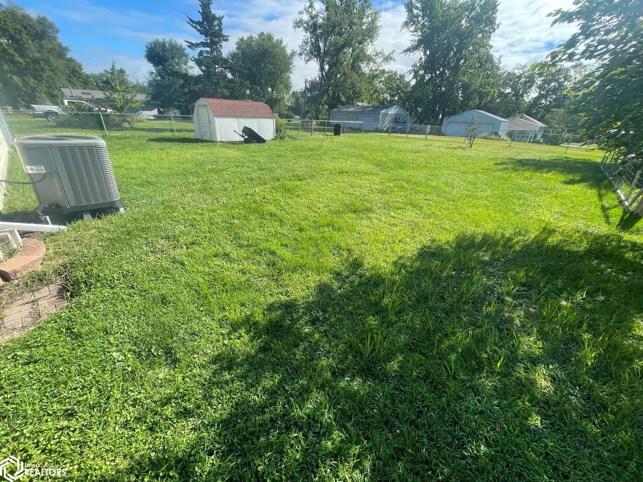 707 S 19th Street, Centerville, Iowa image 29