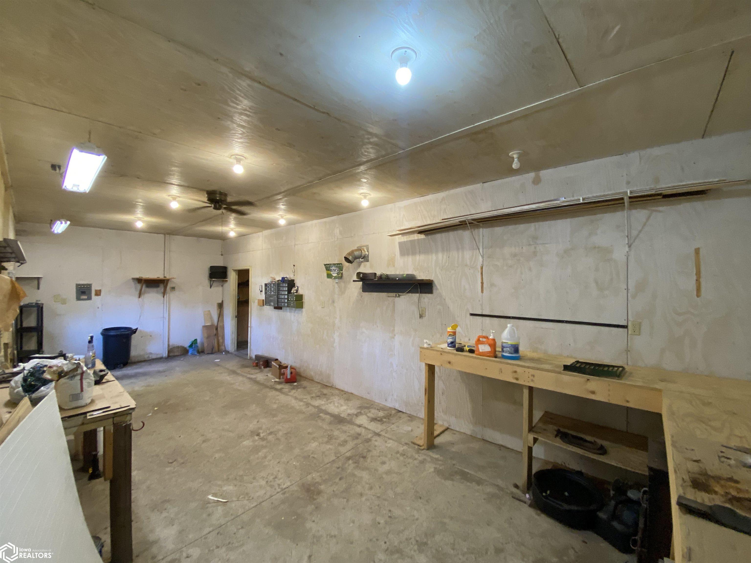 1060 Bush Ave, Garner, Iowa image 36
