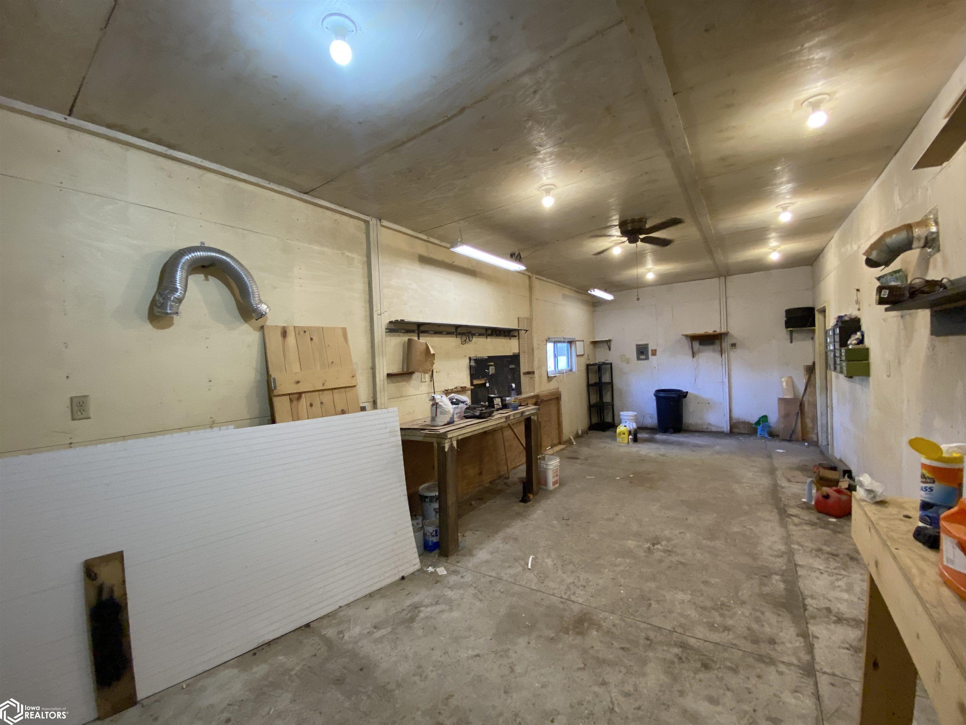 1060 Bush Ave, Garner, Iowa image 37