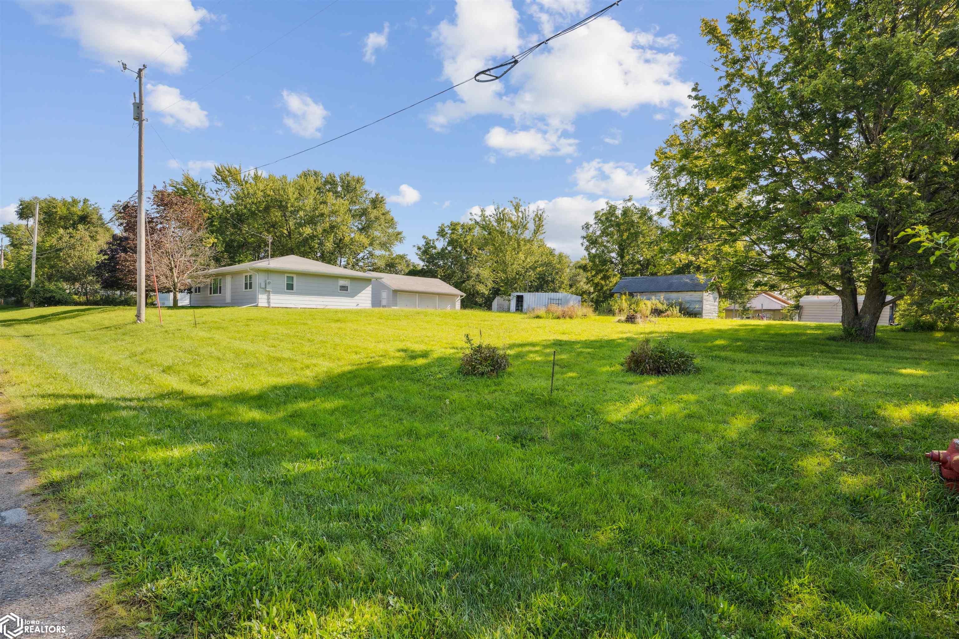 409 S 17th Street, Fairfield, Iowa image 26