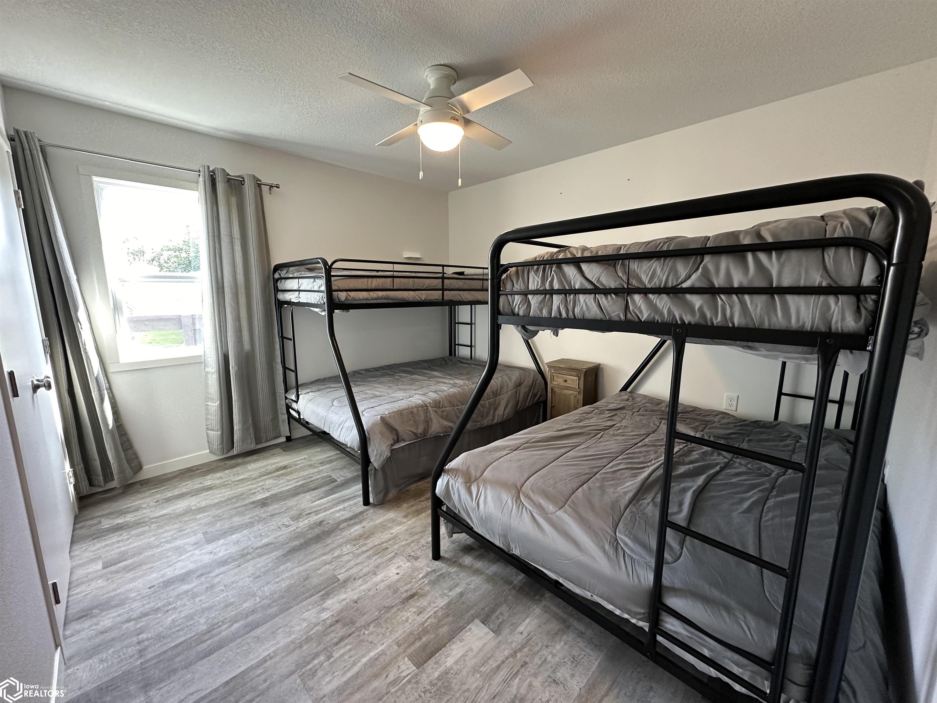 5232 Skyline Drive, Brooklyn, Iowa image 26