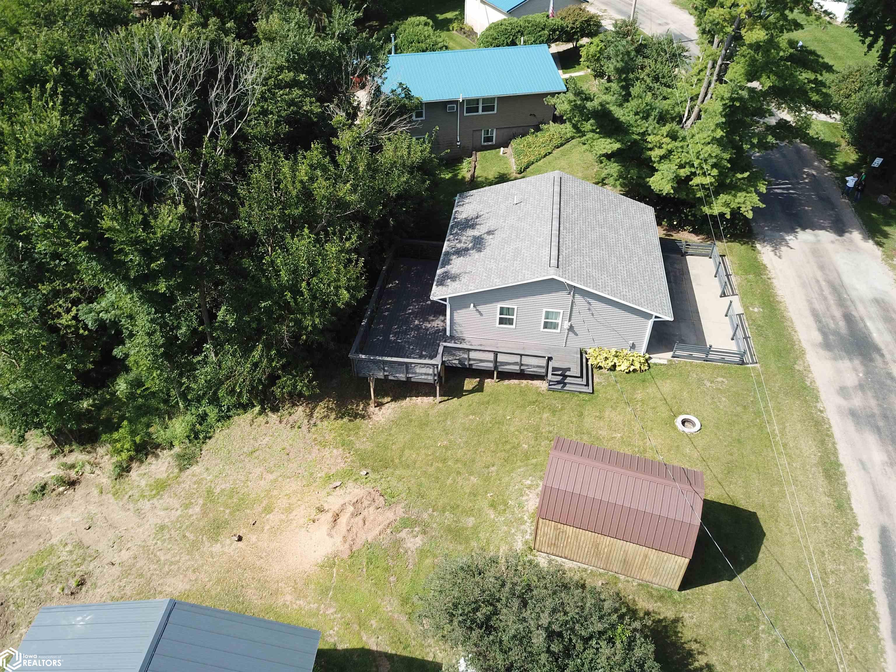 5232 Skyline Drive, Brooklyn, Iowa image 32