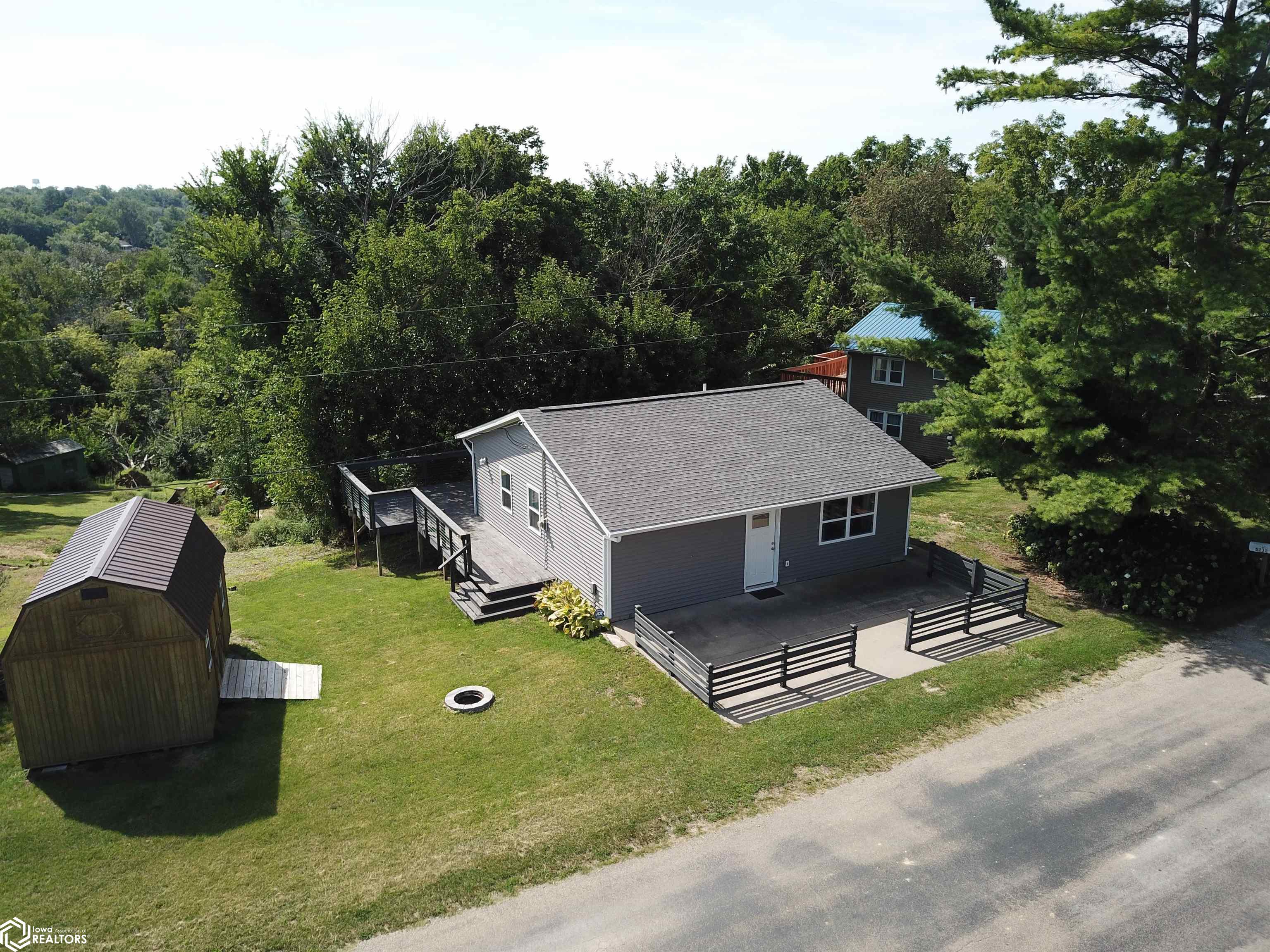 5232 Skyline Drive, Brooklyn, Iowa image 33