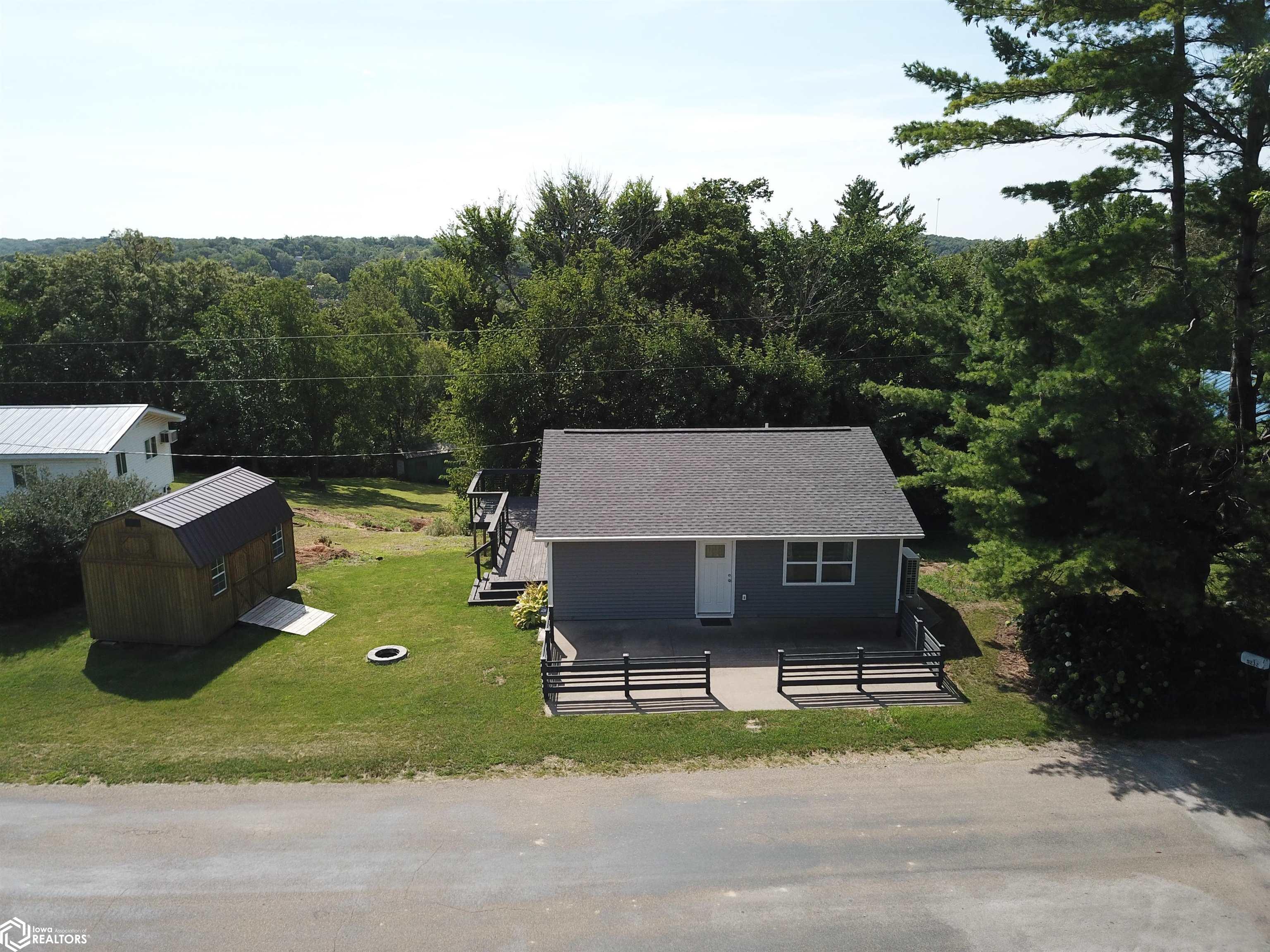 5232 Skyline Drive, Brooklyn, Iowa image 35