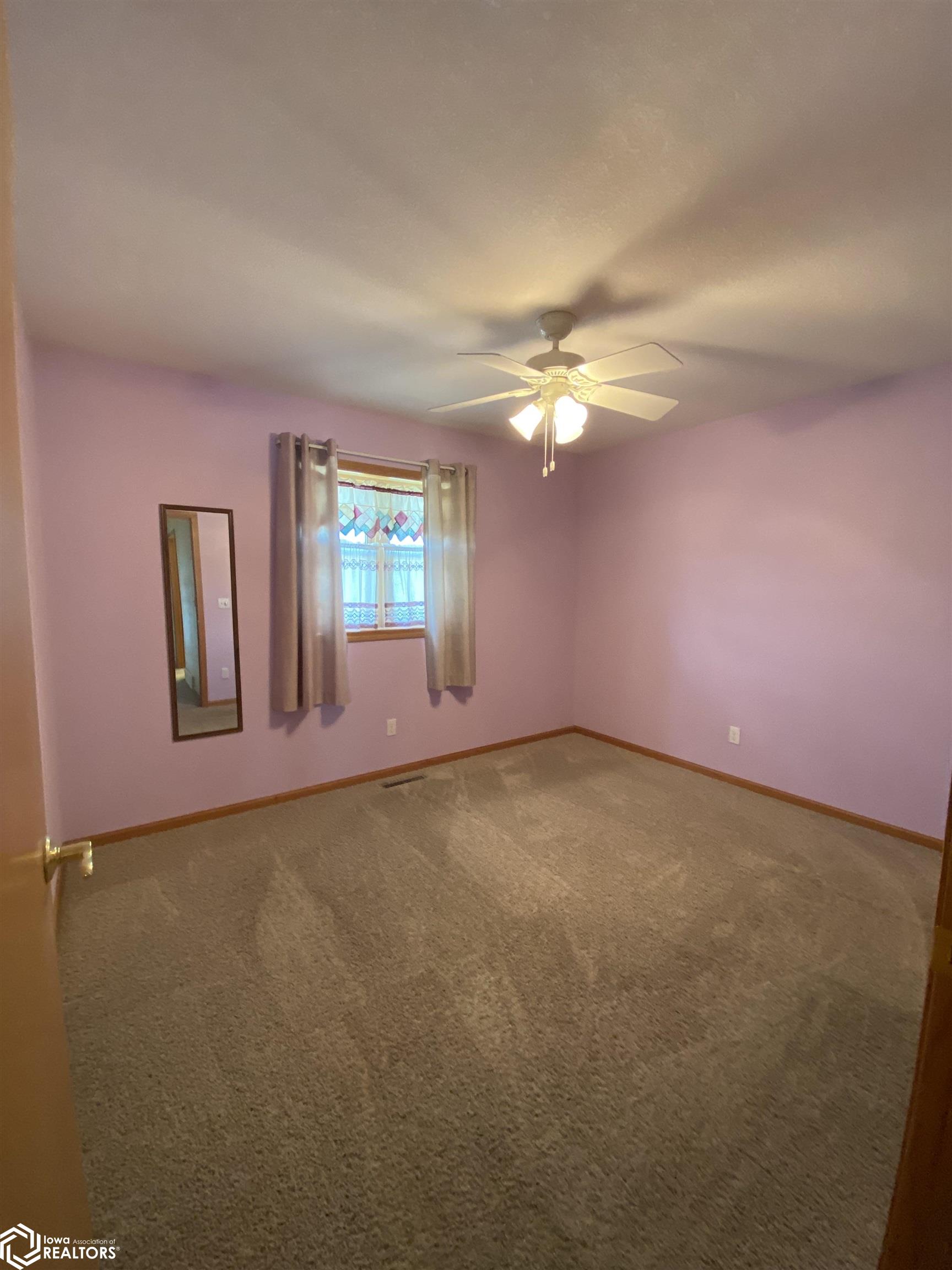 135 W Cardinal Street, Garner, Iowa image 10