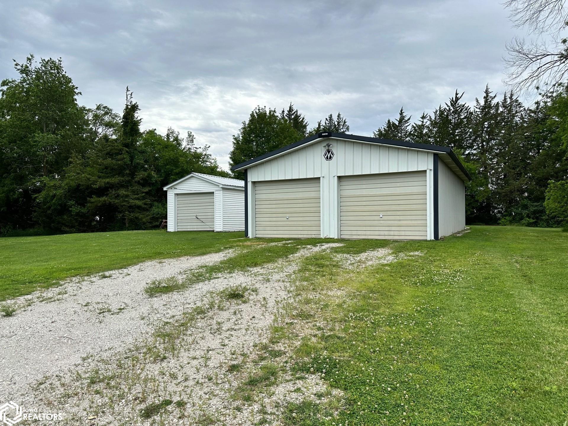 1905 Quincy, Corning, Iowa 50841, 2 Bedrooms Bedrooms, ,1 BathroomBathrooms,Single Family,For Sale,Quincy,6320795