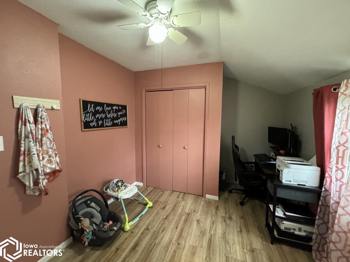 207 S East Street, Bloomfield, Iowa image 38