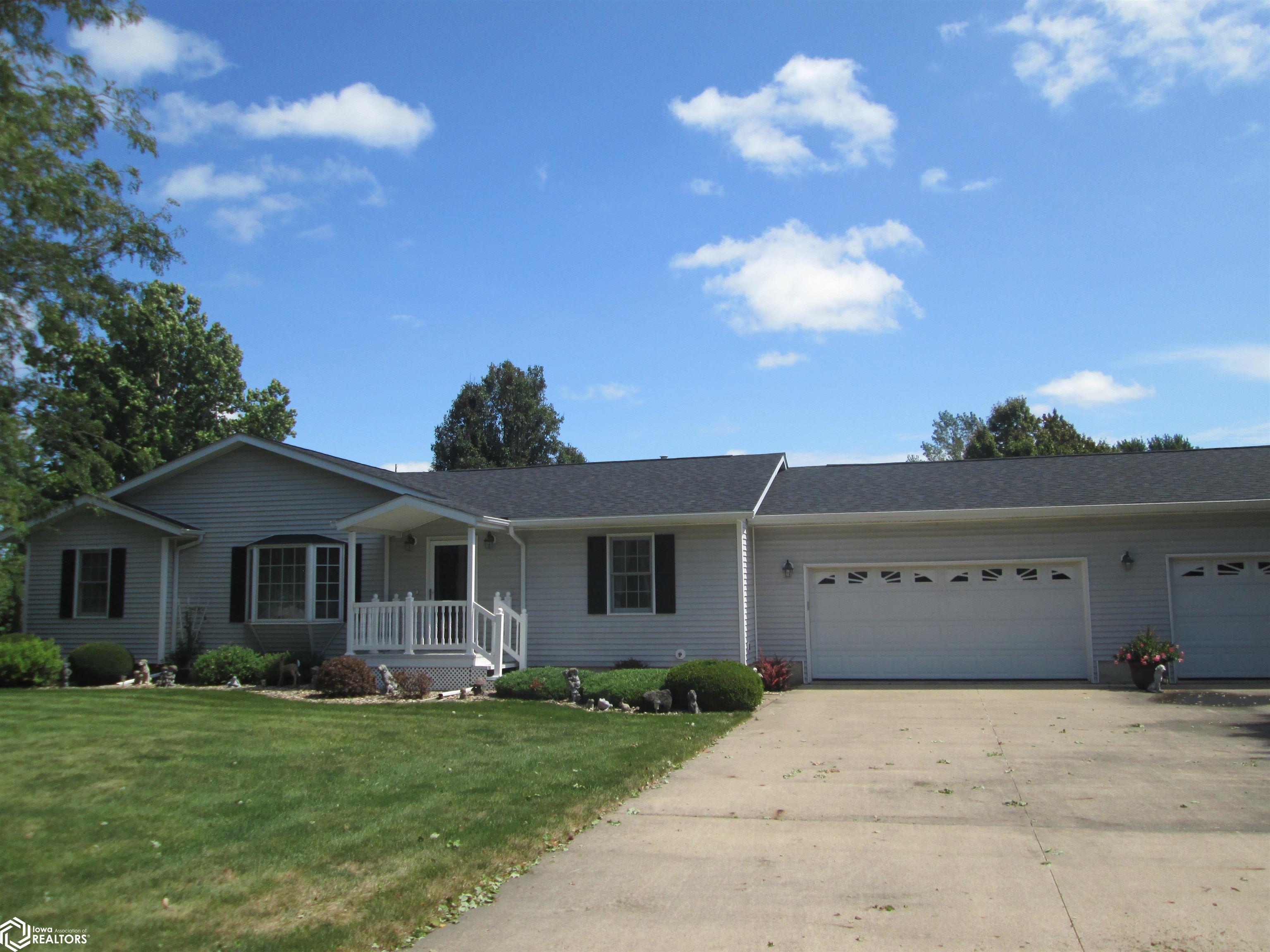 11042 146th Avenue, West Burlington, Iowa image 13