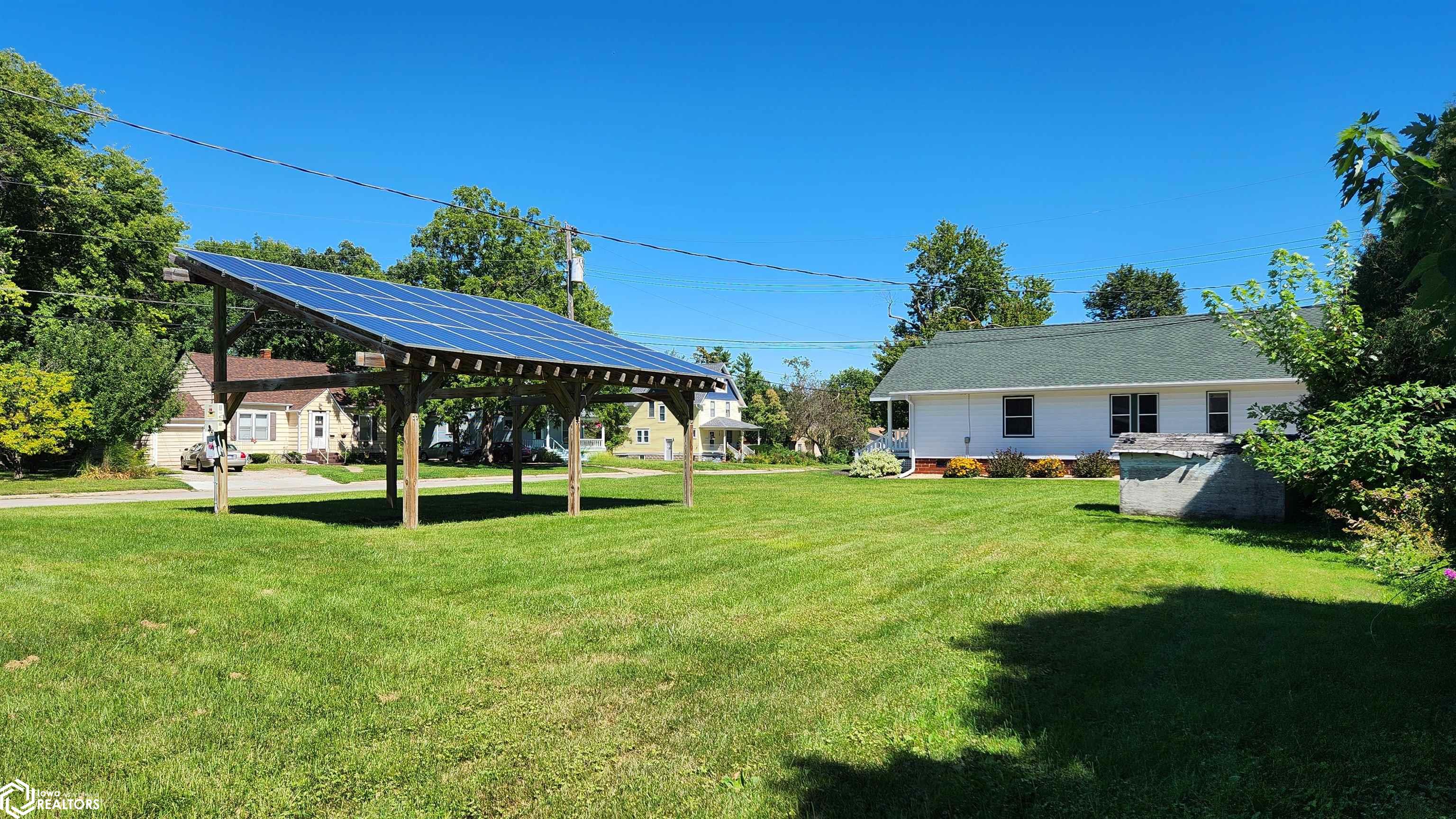 1136 Summer Street, Grinnell, Iowa image 25