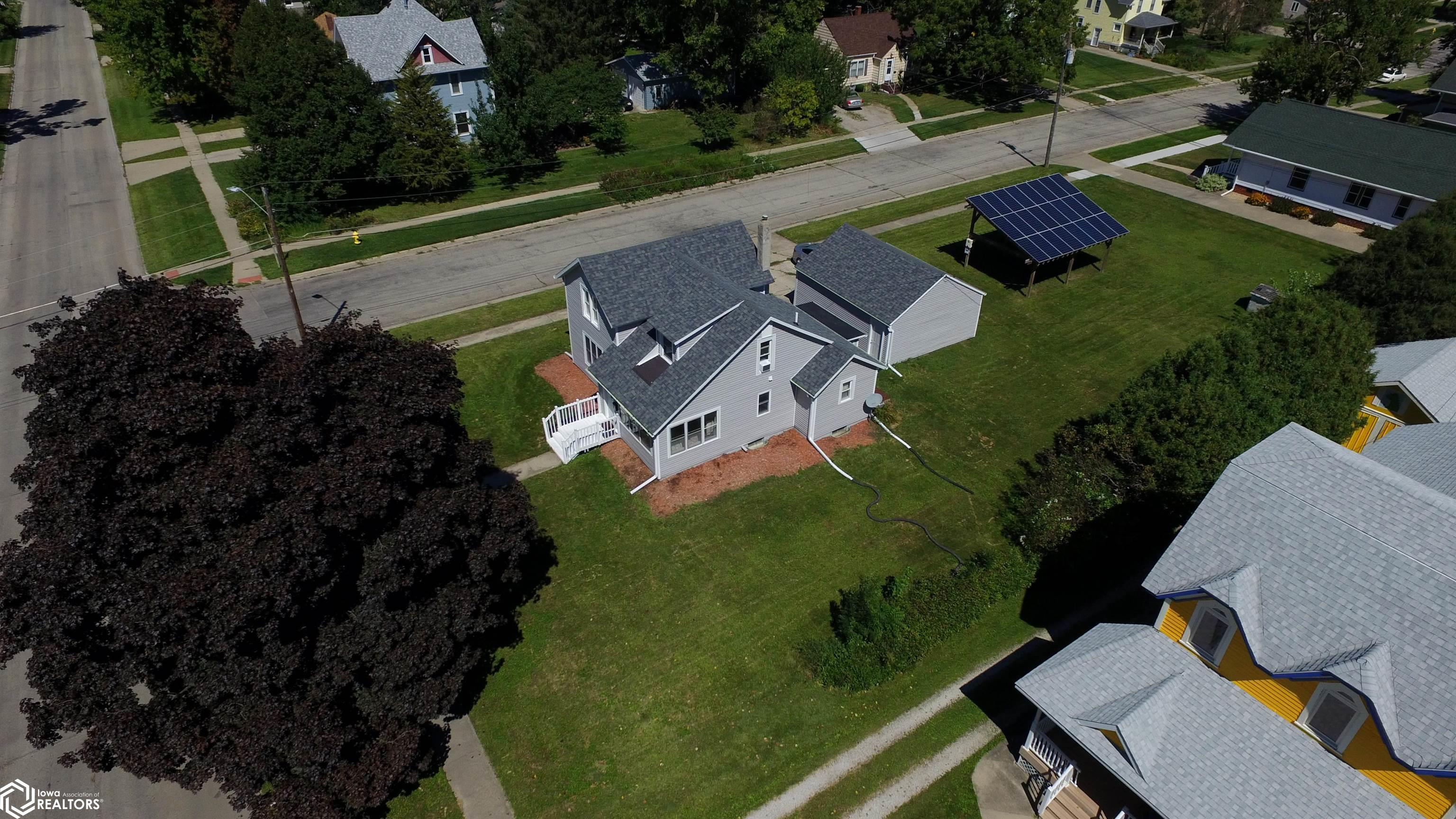 1136 Summer Street, Grinnell, Iowa image 33
