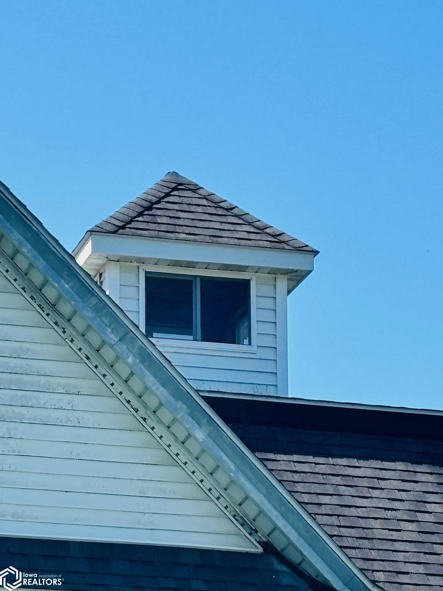 303 Washington Street, Bonaparte, Iowa image 36
