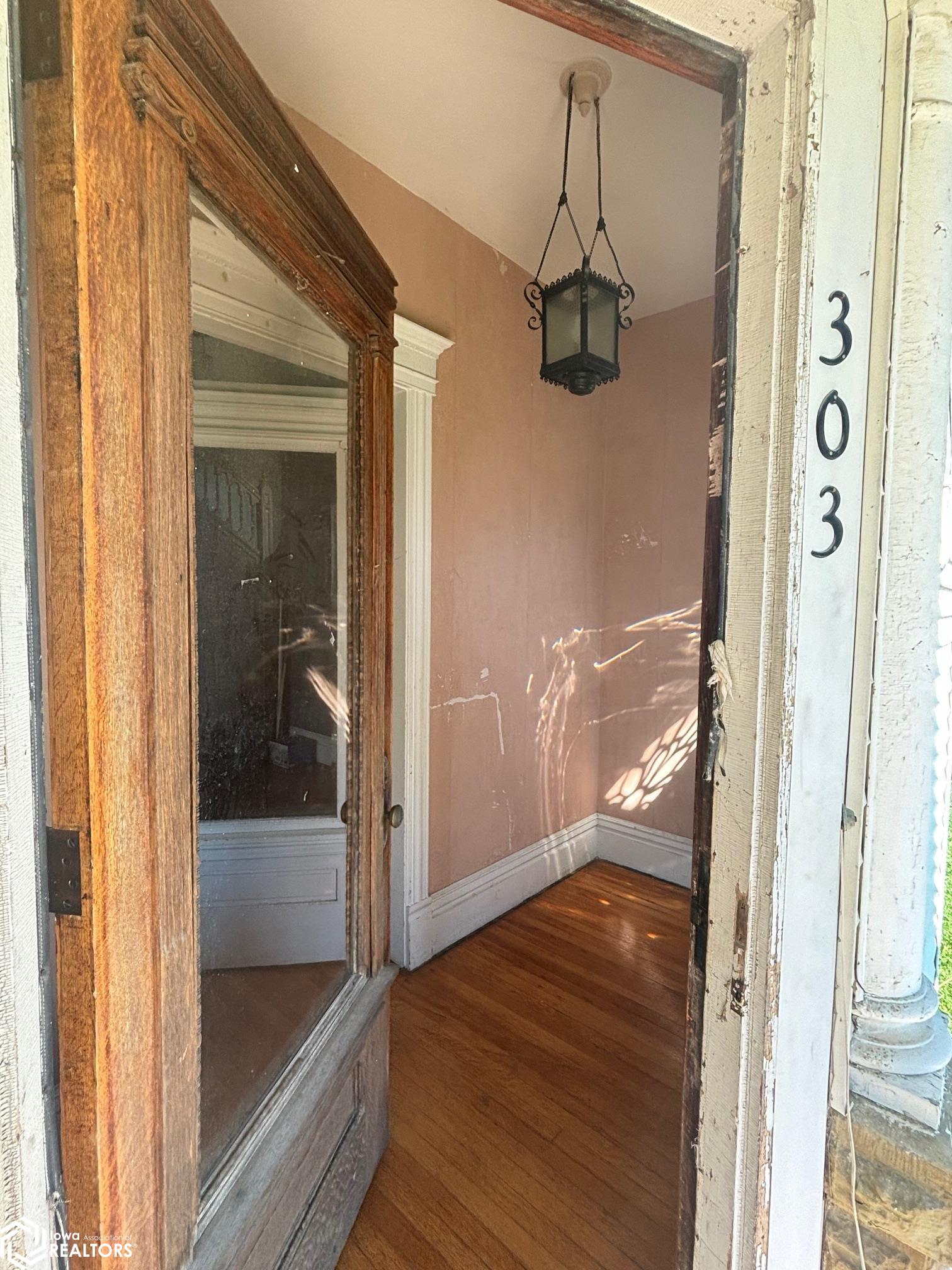 303 Washington Street, Bonaparte, Iowa image 6
