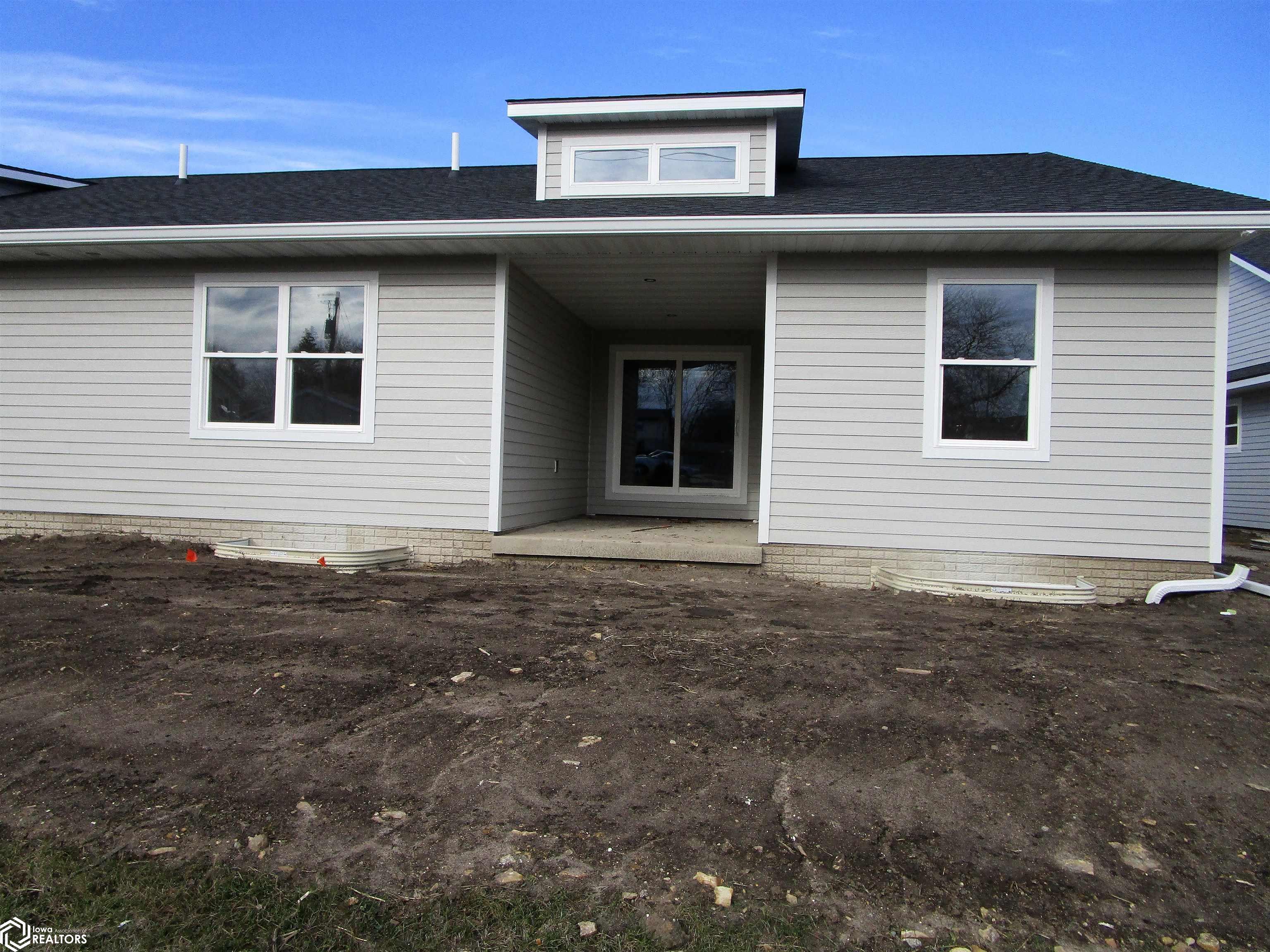 2321 Heritage Lane, Iowa Falls, Iowa image 6
