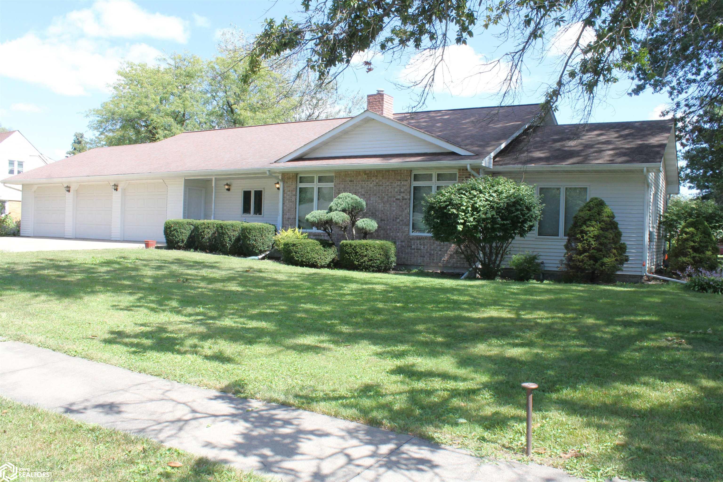 602 N Washington Street, Bloomfield, Iowa image 1