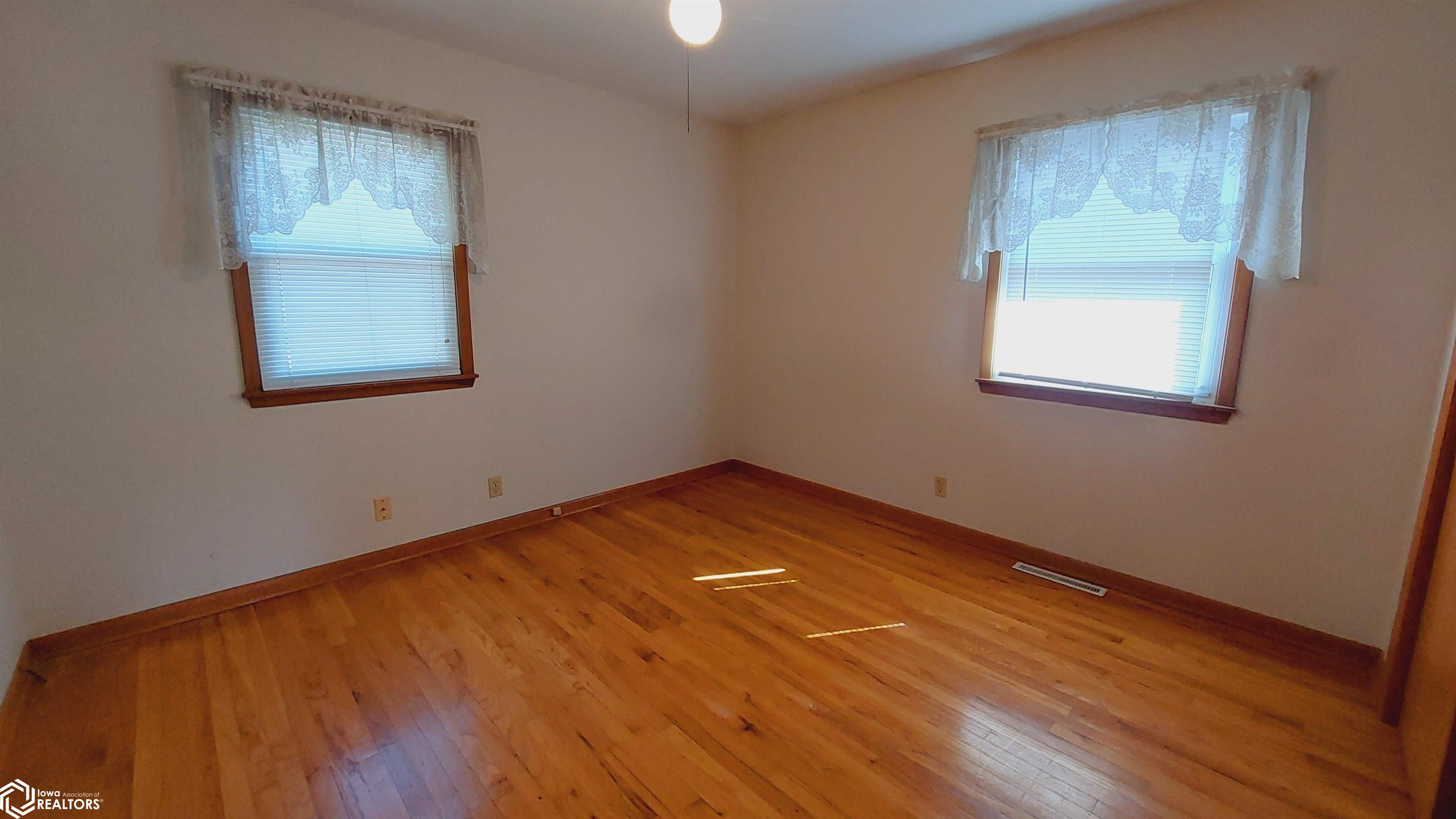 2548 Avenue M, Council Bluffs, Iowa image 12