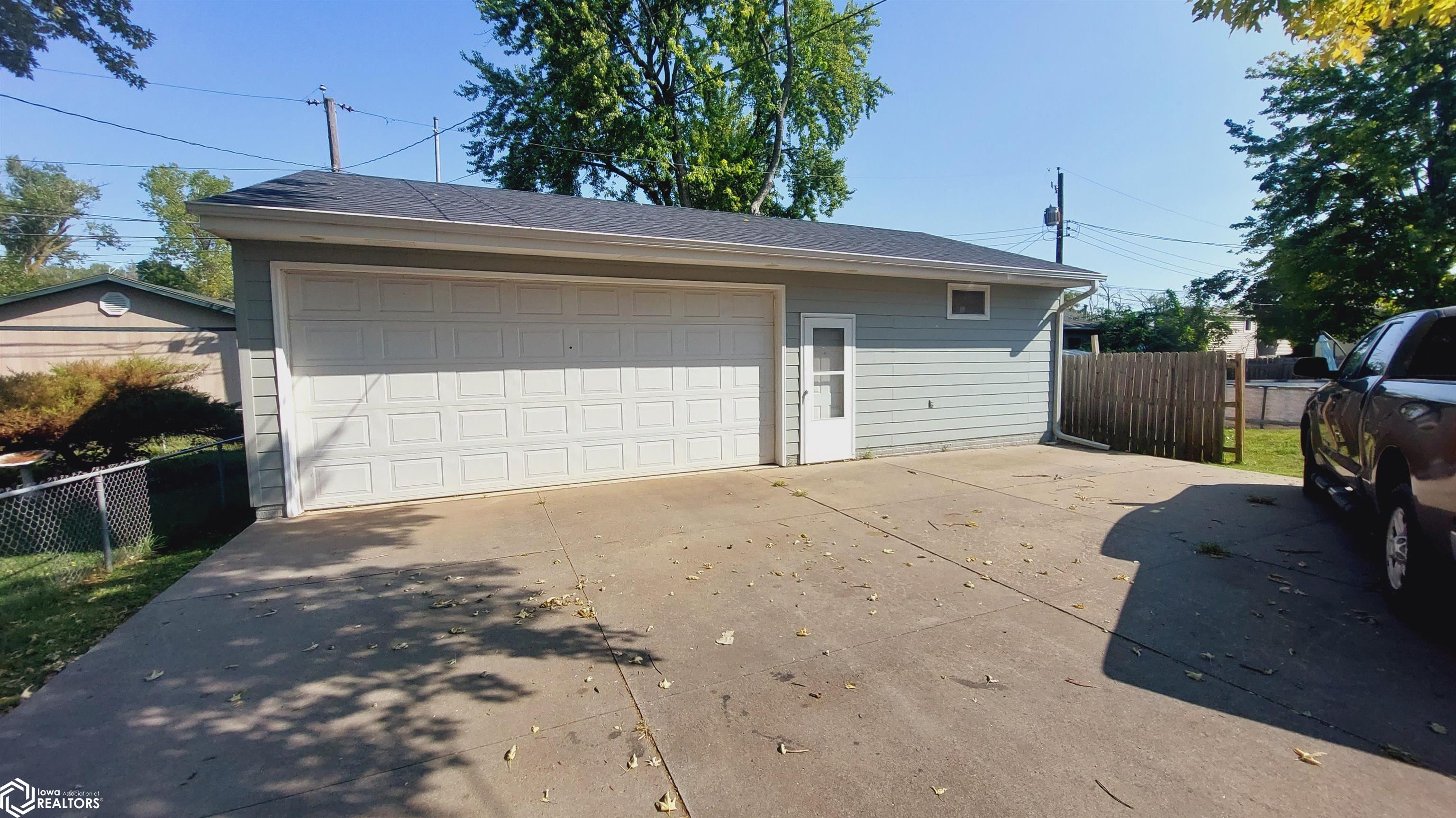 2548 Avenue M, Council Bluffs, Iowa image 20
