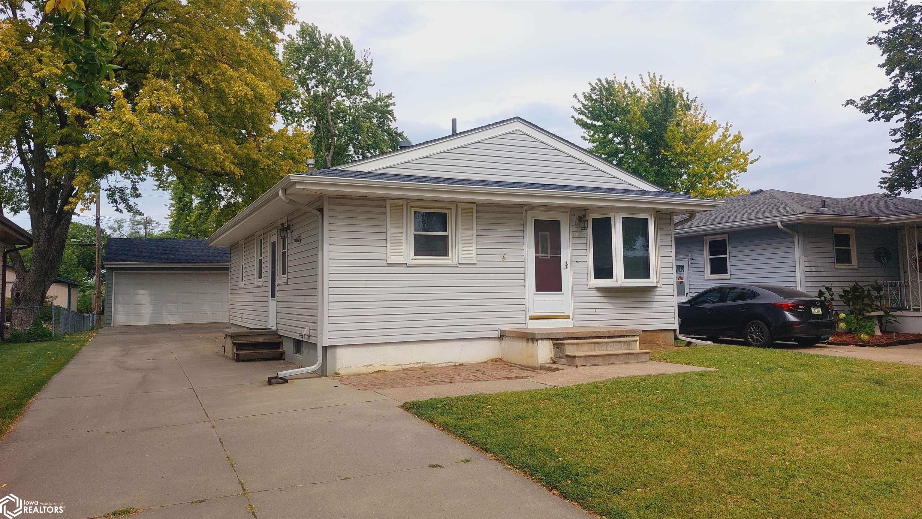 2548 Avenue M, Council Bluffs, Iowa image 36