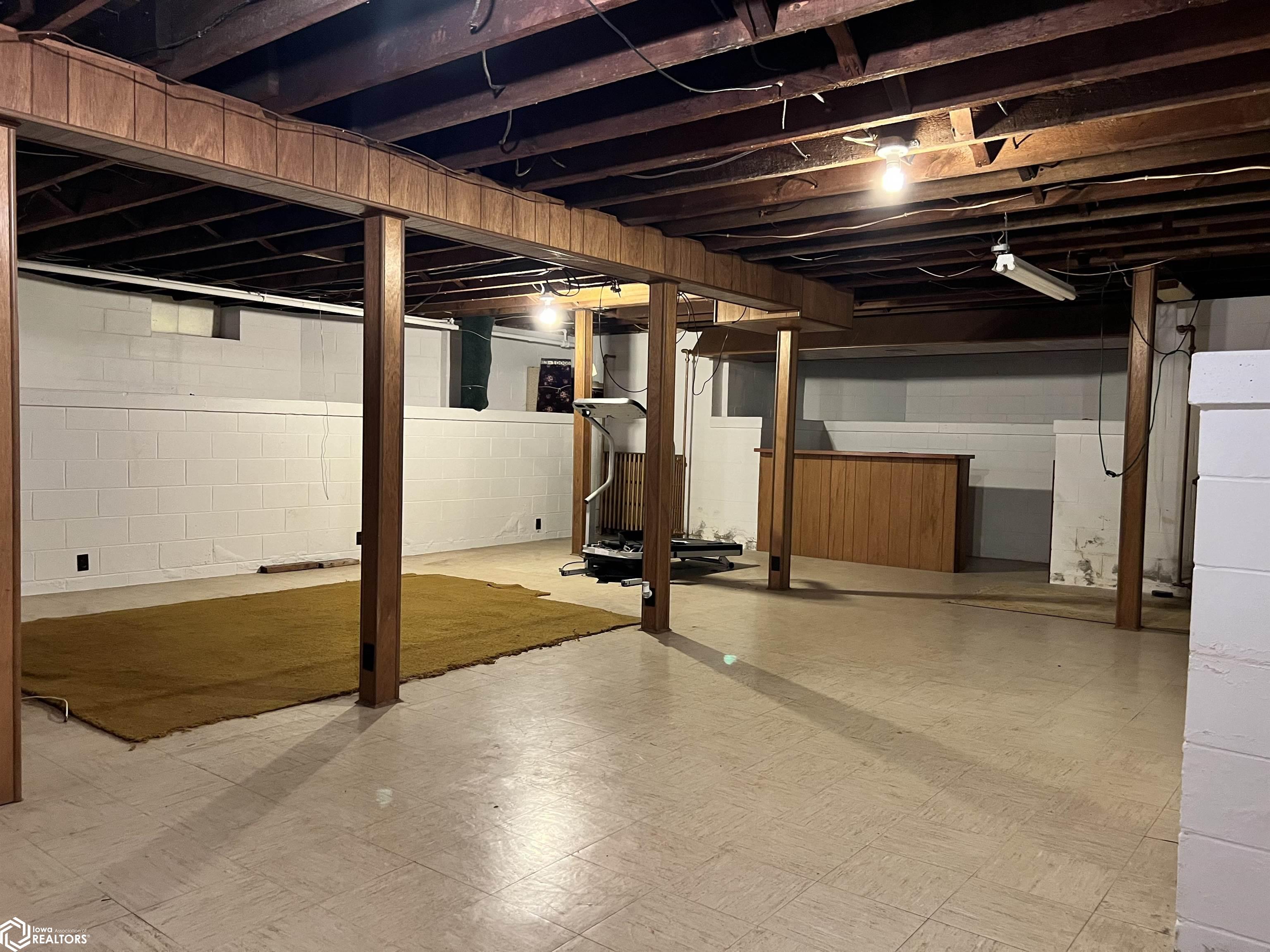 2419 Avenue J, Fort Madison, Iowa image 23