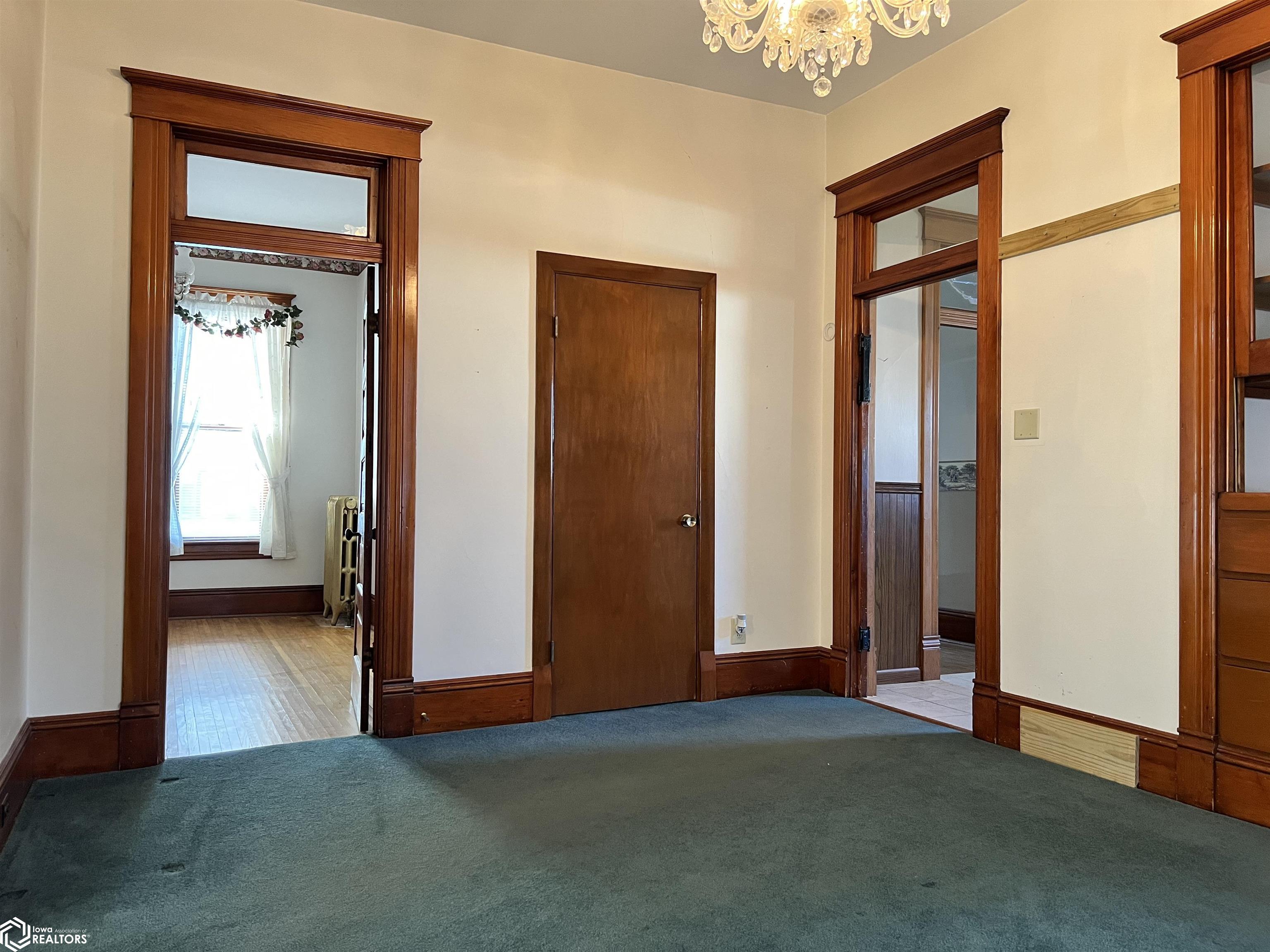 2419 Avenue J, Fort Madison, Iowa image 9