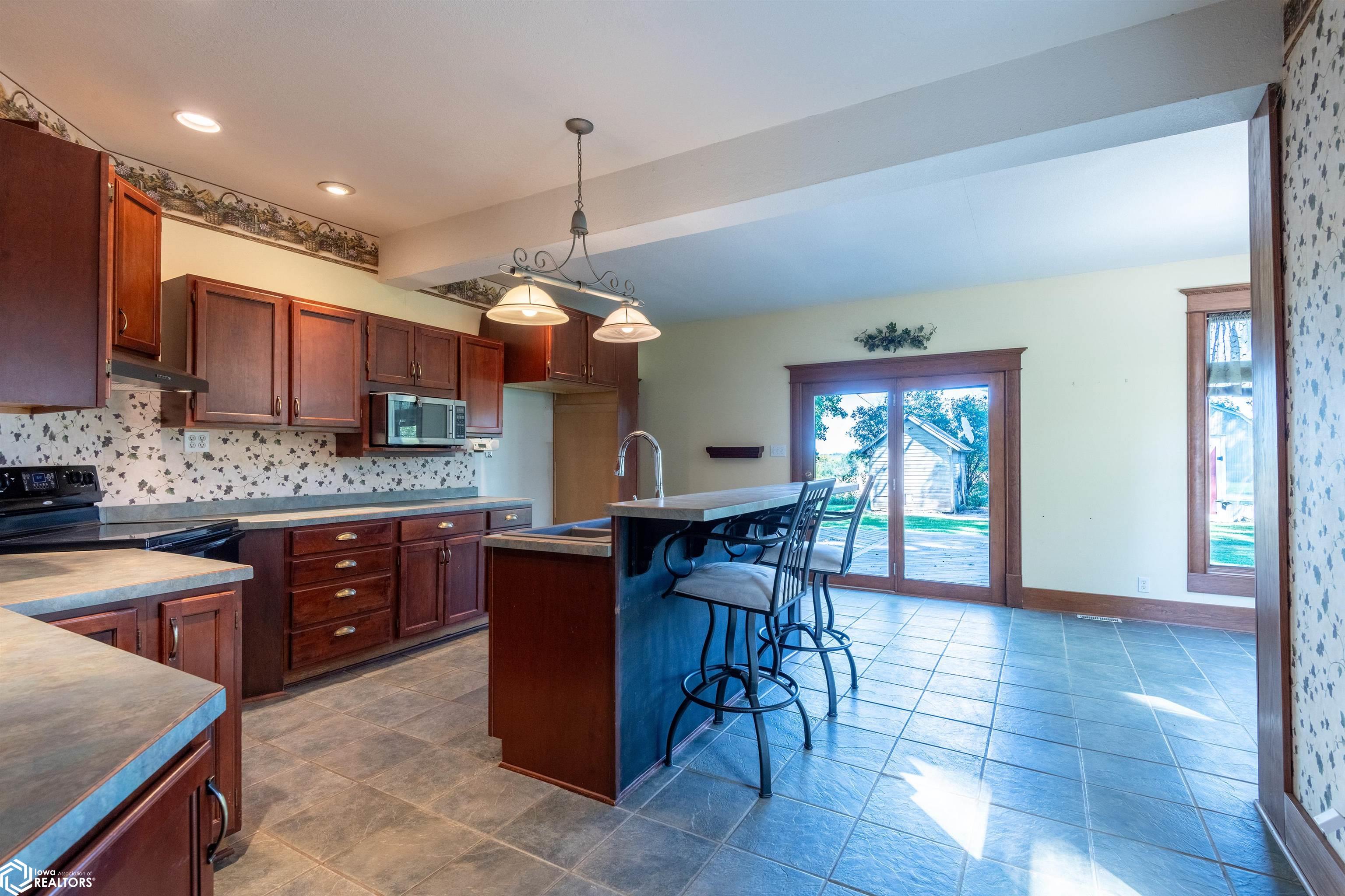 2130 Park Street, Elk Horn, Iowa image 12