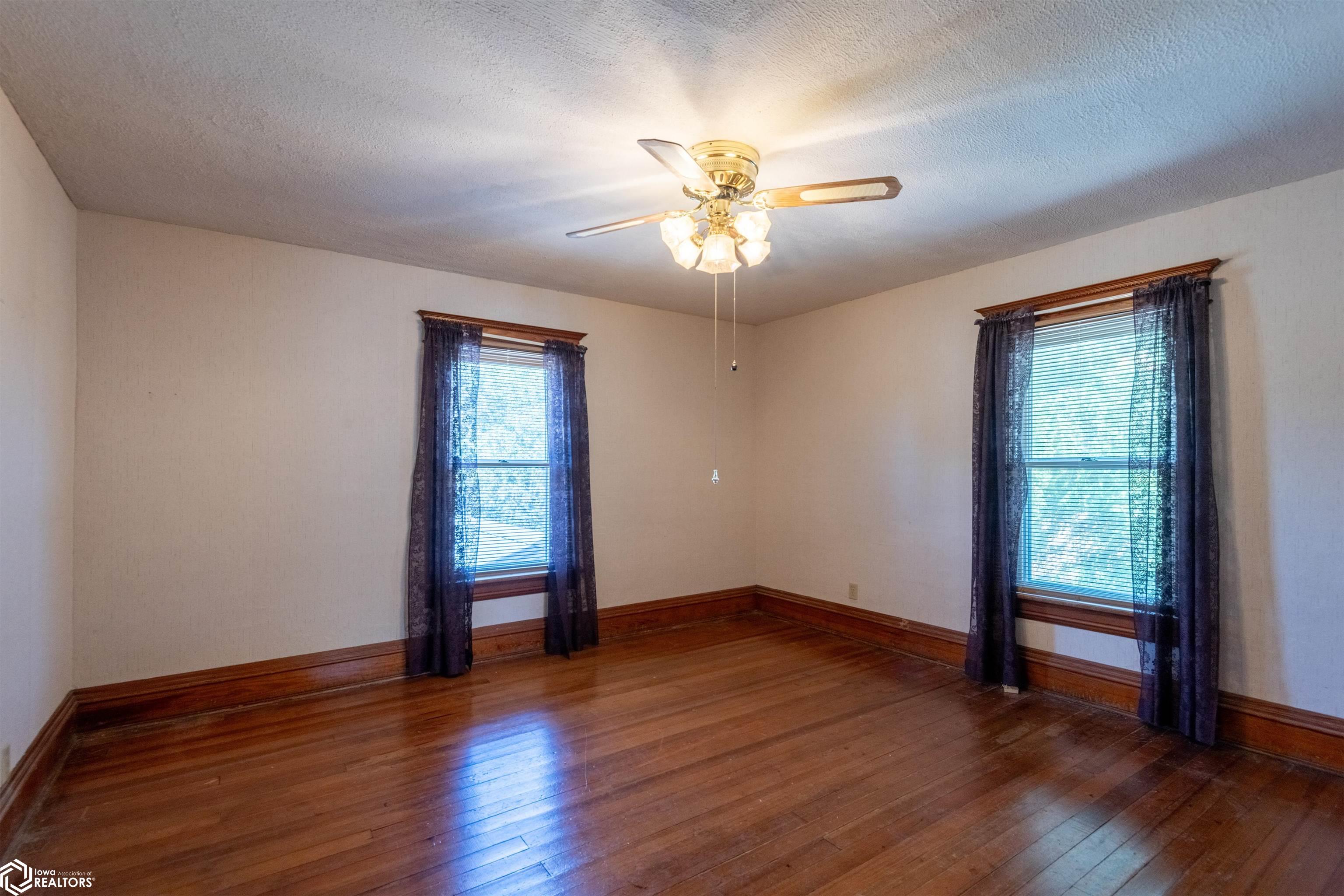 2130 Park Street, Elk Horn, Iowa image 33