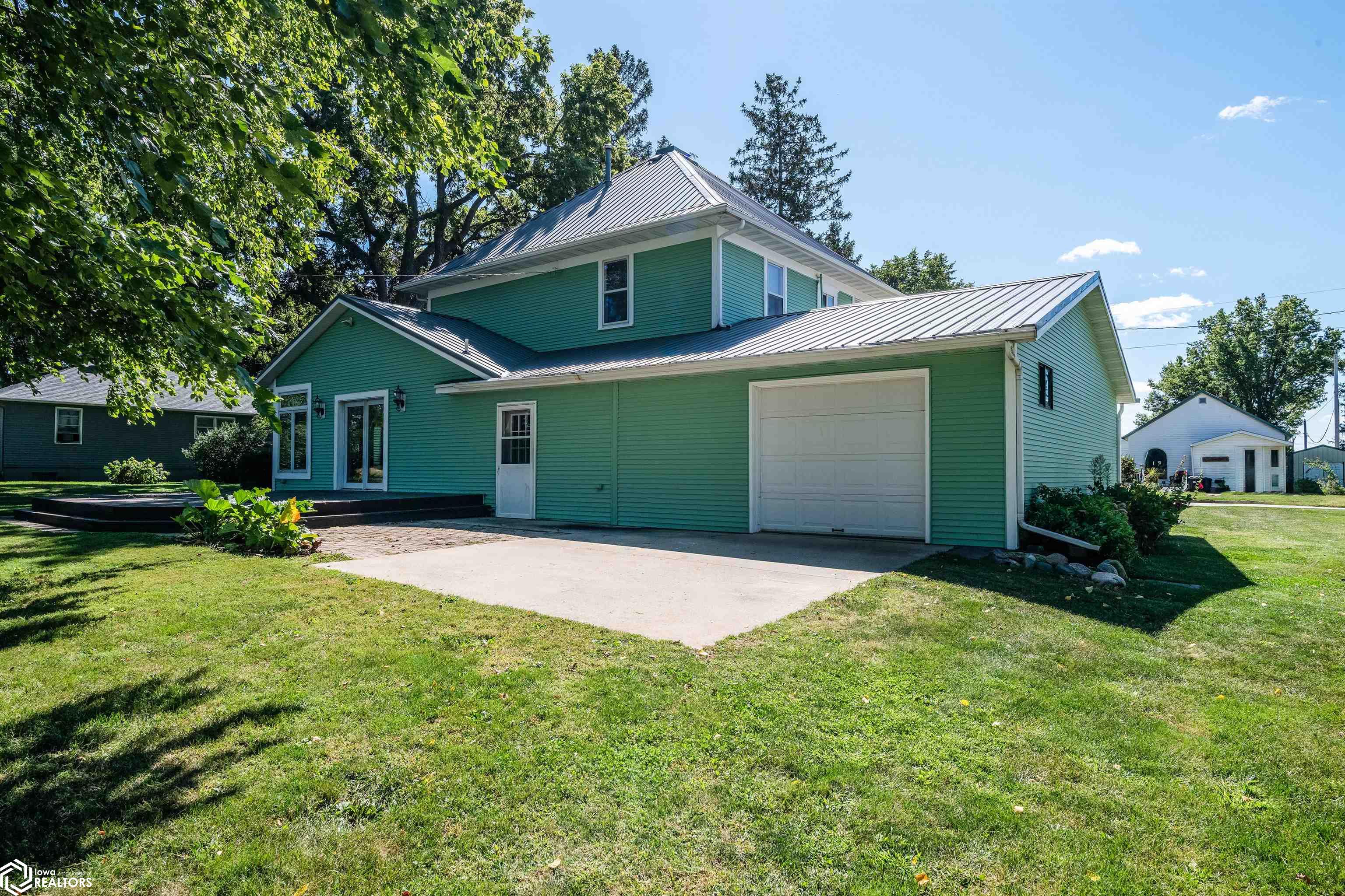 2130 Park Street, Elk Horn, Iowa image 47