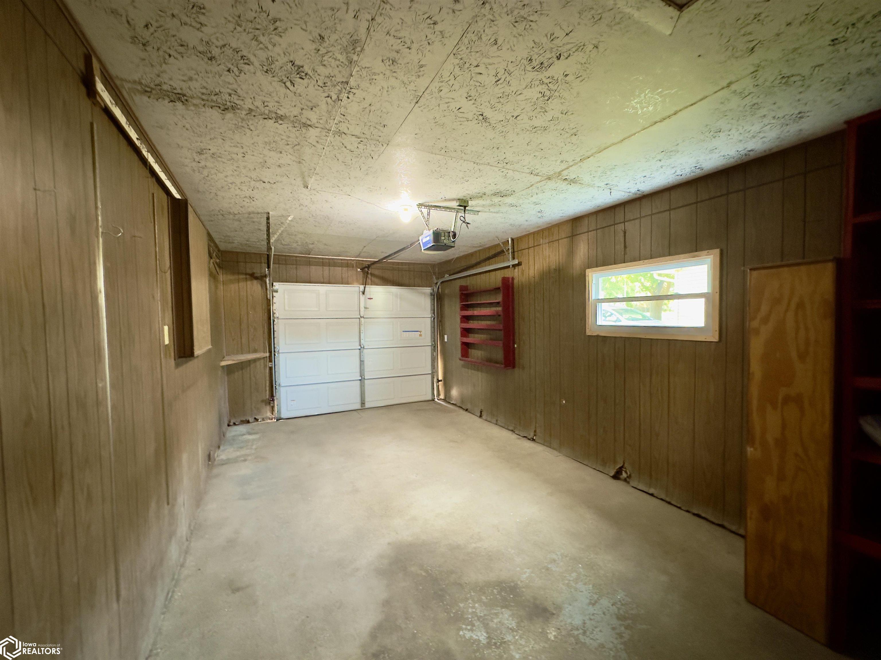 407 Randolph Street, Bedford, Iowa image 13
