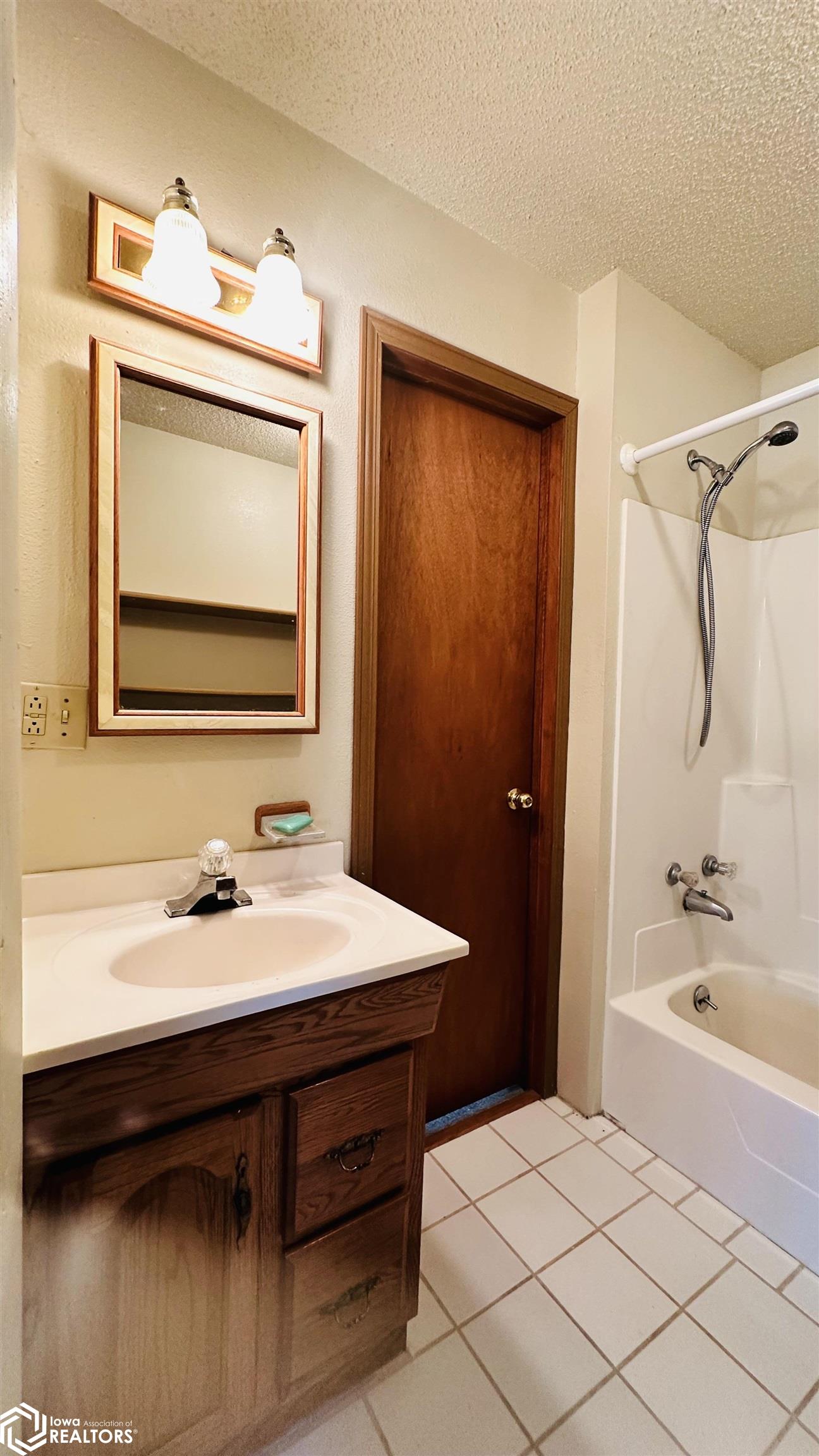 850 Hickory St, Hamilton, Illinois image 28