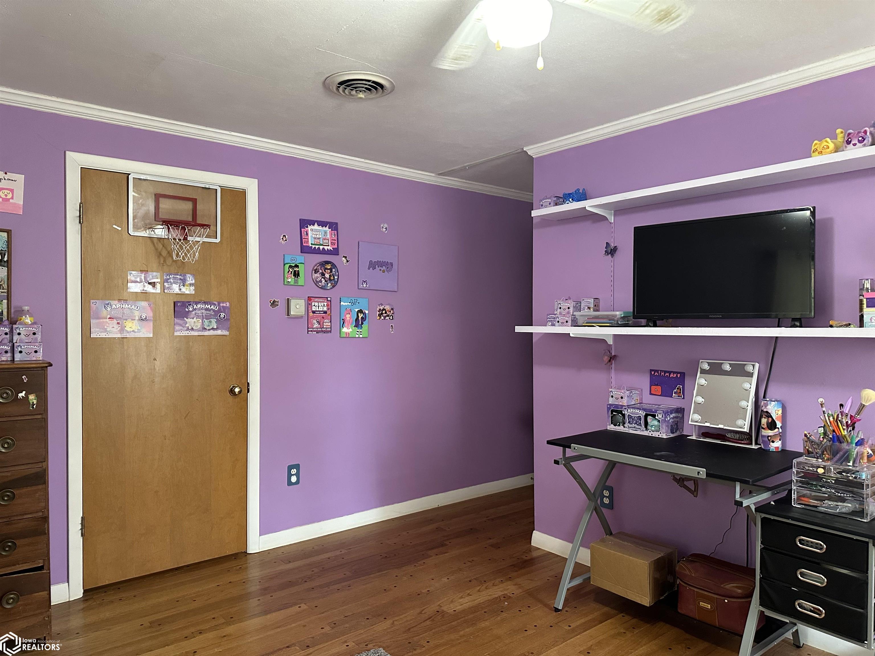 900 N Grand Street, Chariton, Iowa image 18
