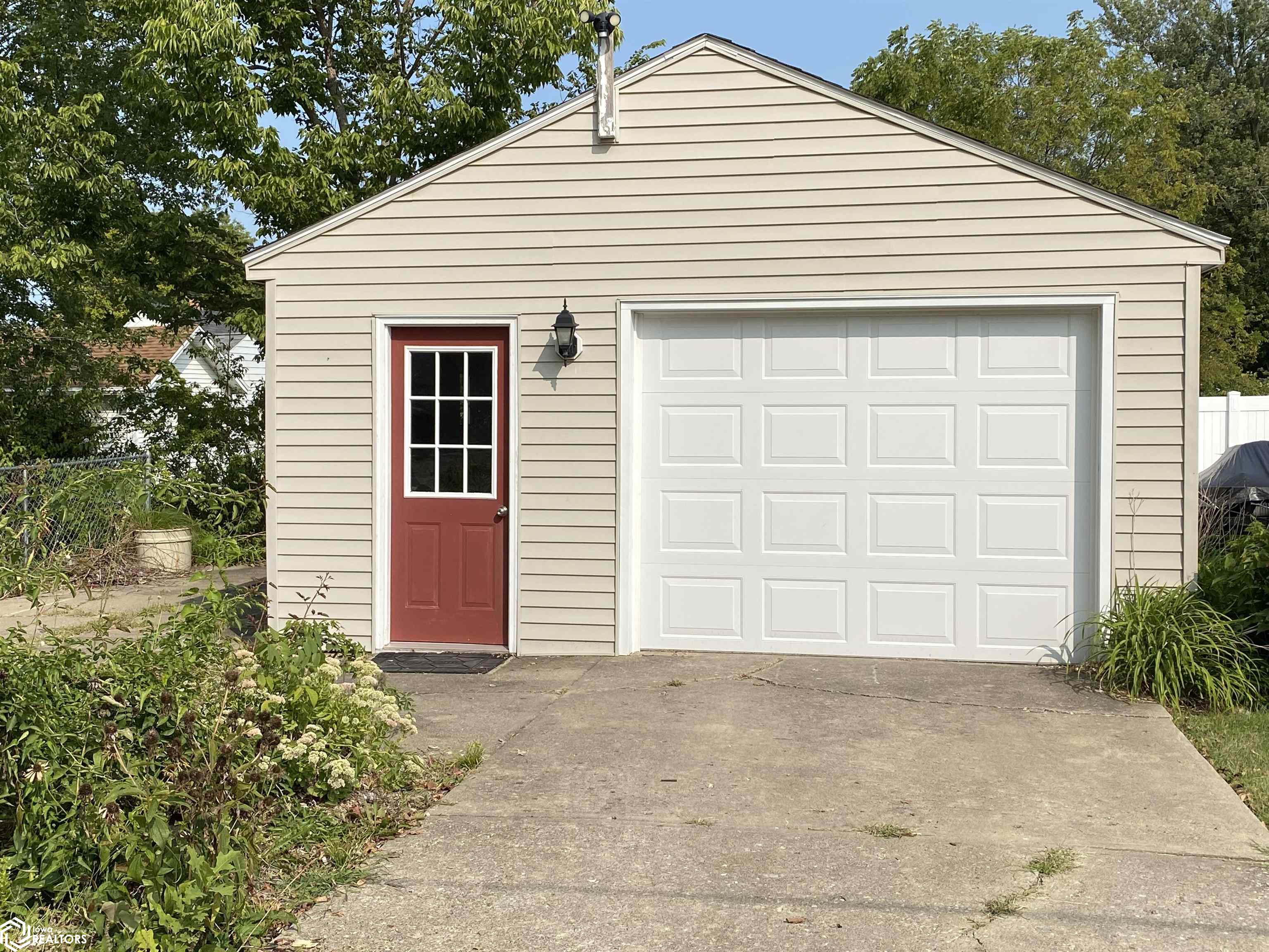 1848 Richmond Avenue, Ottumwa, Iowa image 27
