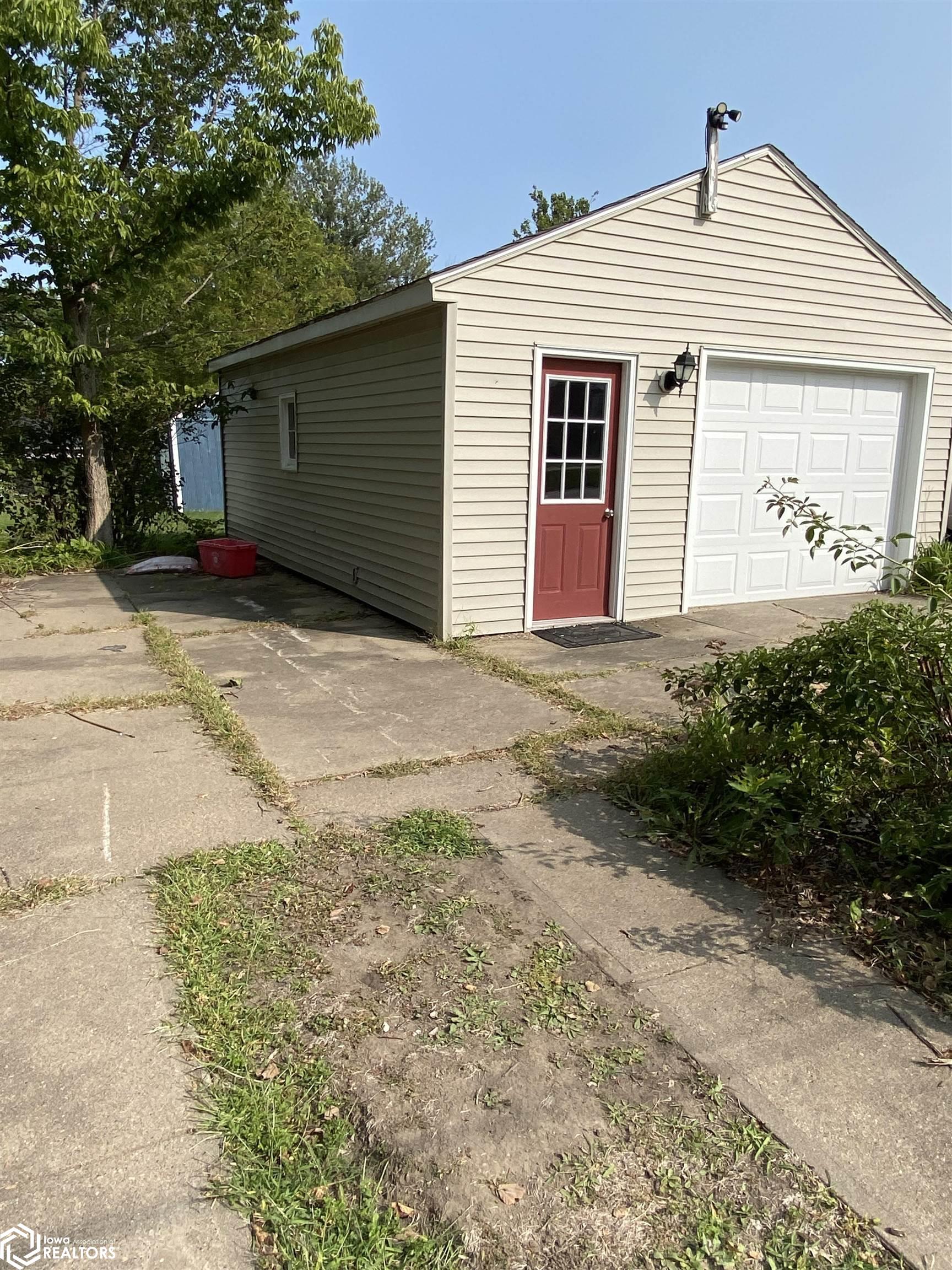 1848 Richmond Avenue, Ottumwa, Iowa image 29