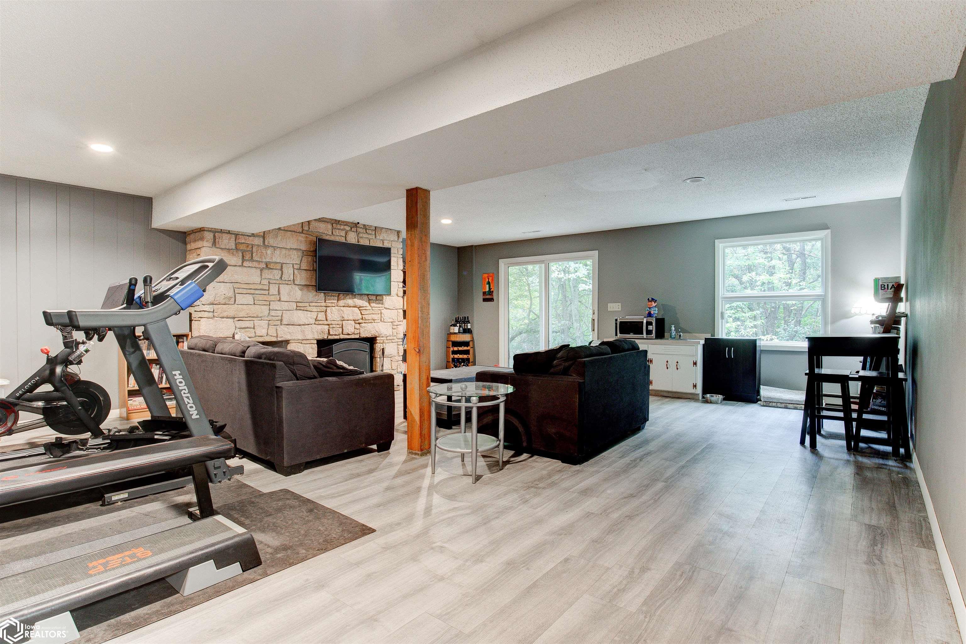810 Oak Hill Drive, Humboldt, Iowa image 14