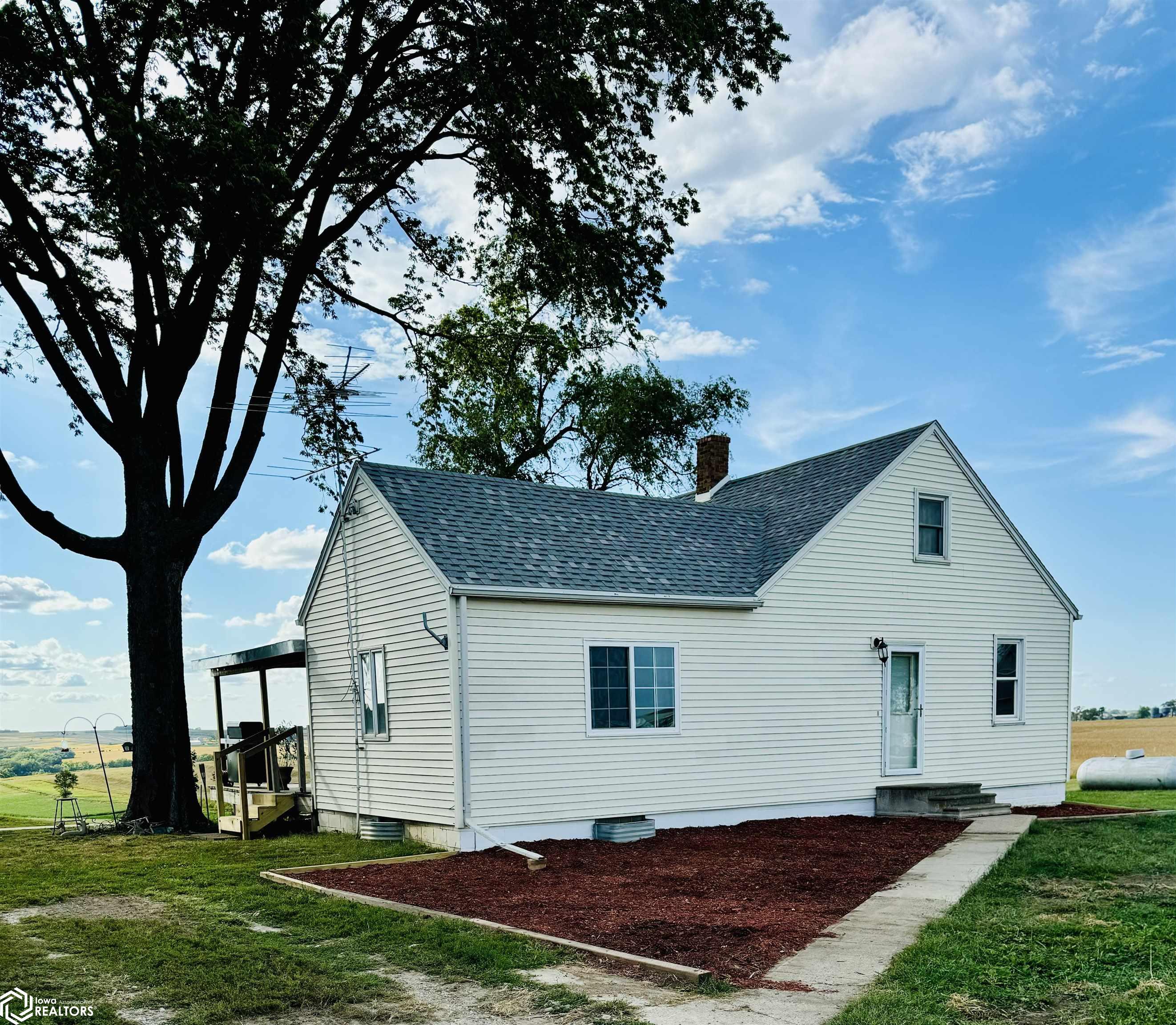 71595 620th Street, Griswold, Iowa image 3