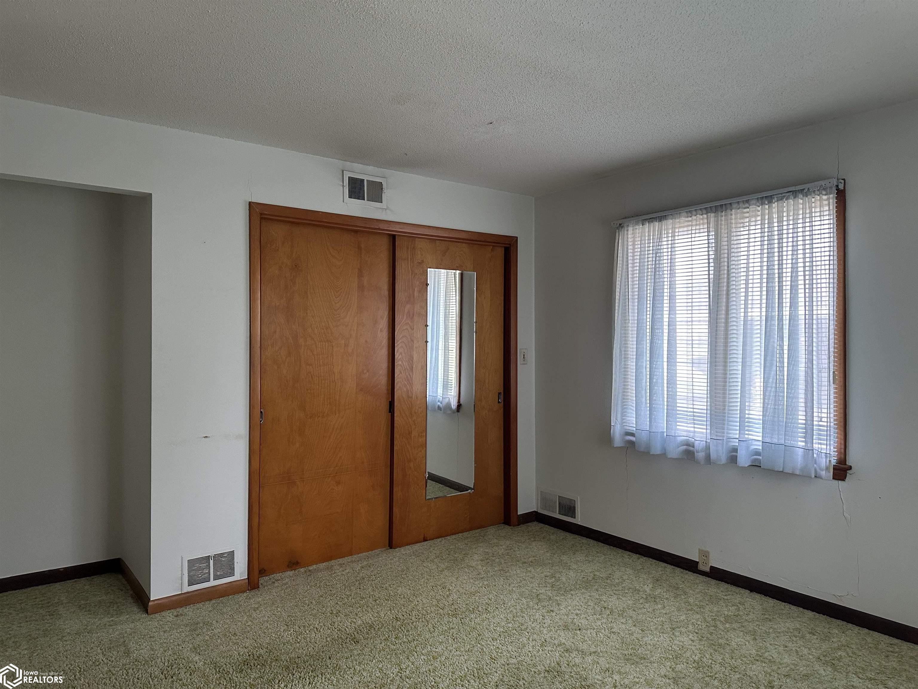 814 Lucas Avenue, Chariton, Iowa image 15