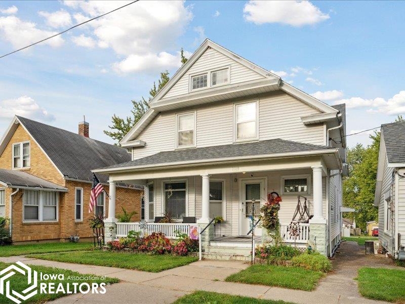 1309 N 8th Street, Burlington, Iowa image 1