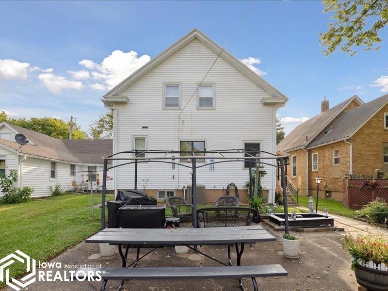 1309 N 8th Street, Burlington, Iowa image 24
