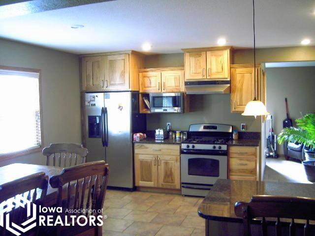 438 Walnut Street, Carroll, Iowa image 2