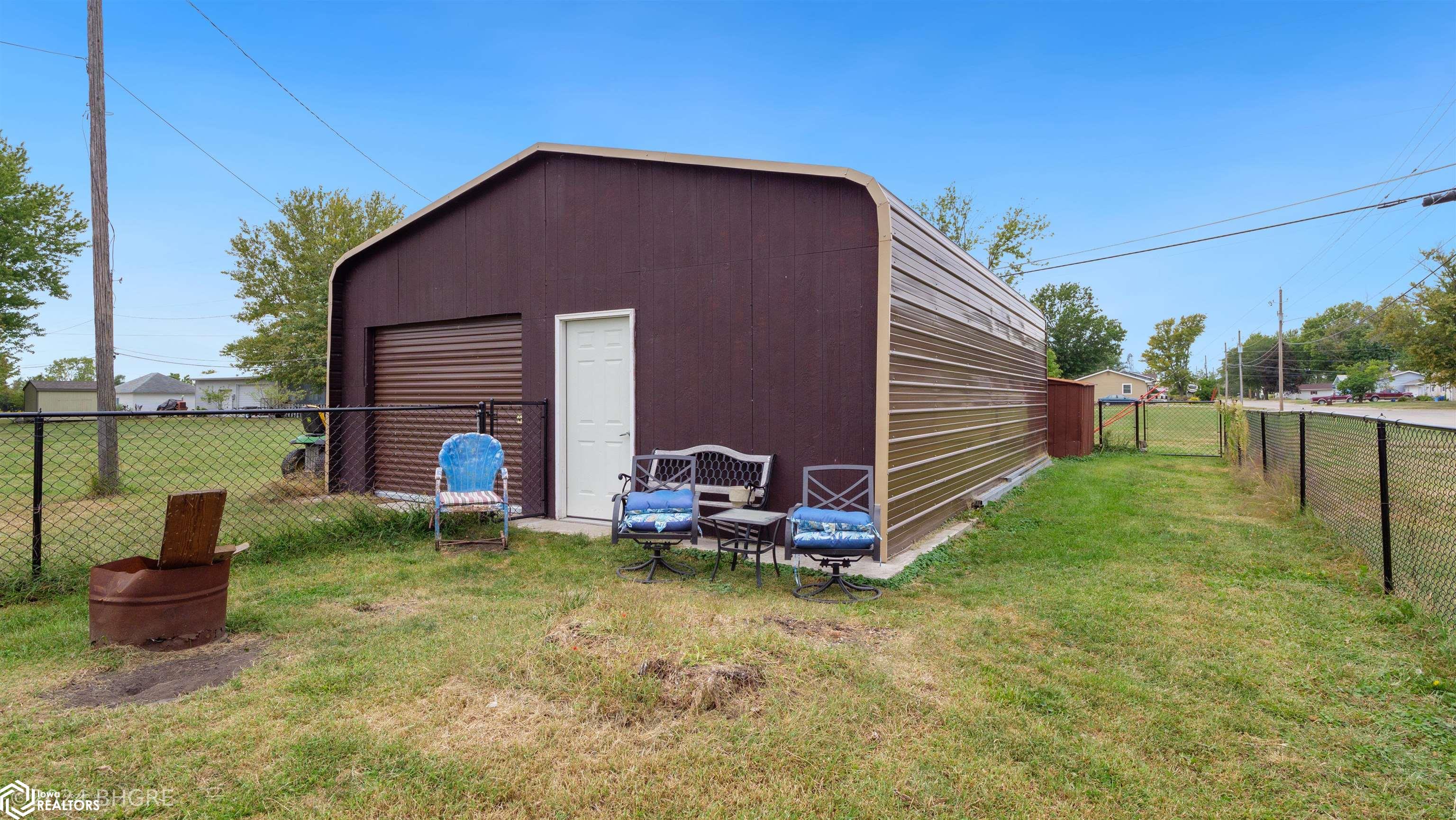 921 N 16th Street, Chariton, Iowa image 16