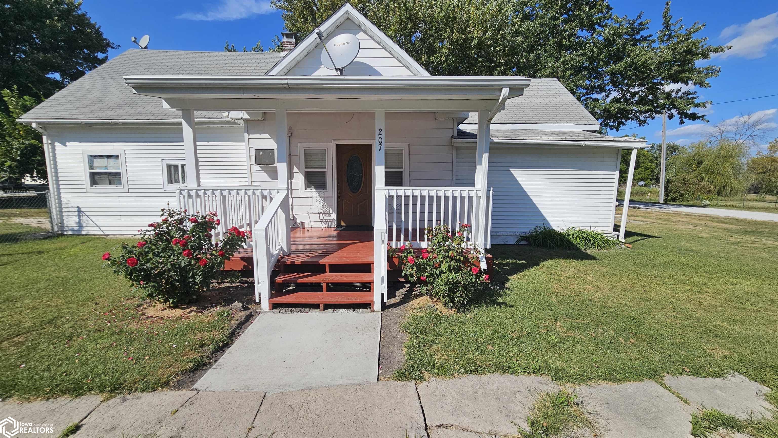 207 E 2nd Street, Van Wert, Iowa image 2