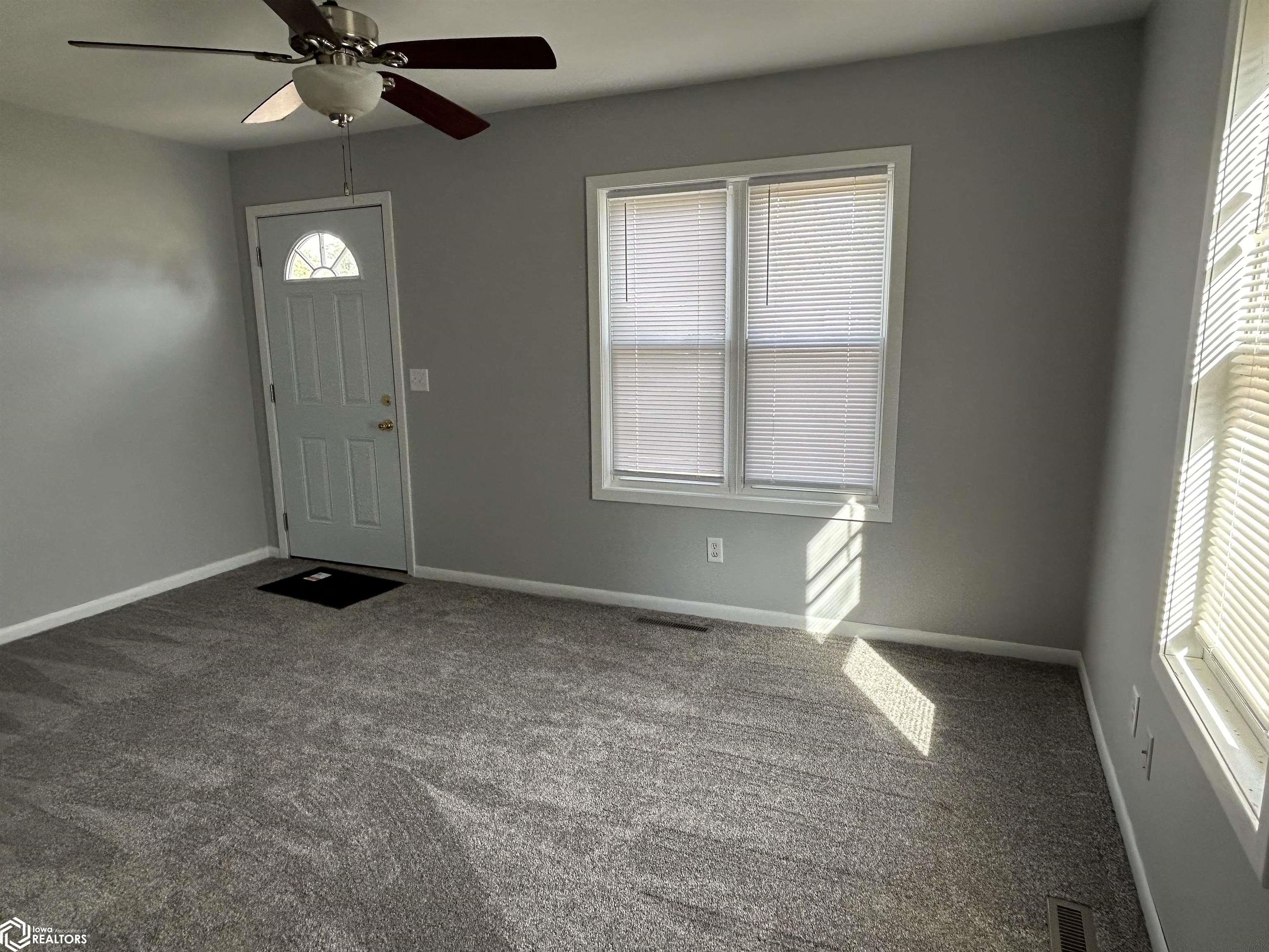 402 N 13th Avenue, Marshalltown, Iowa image 5