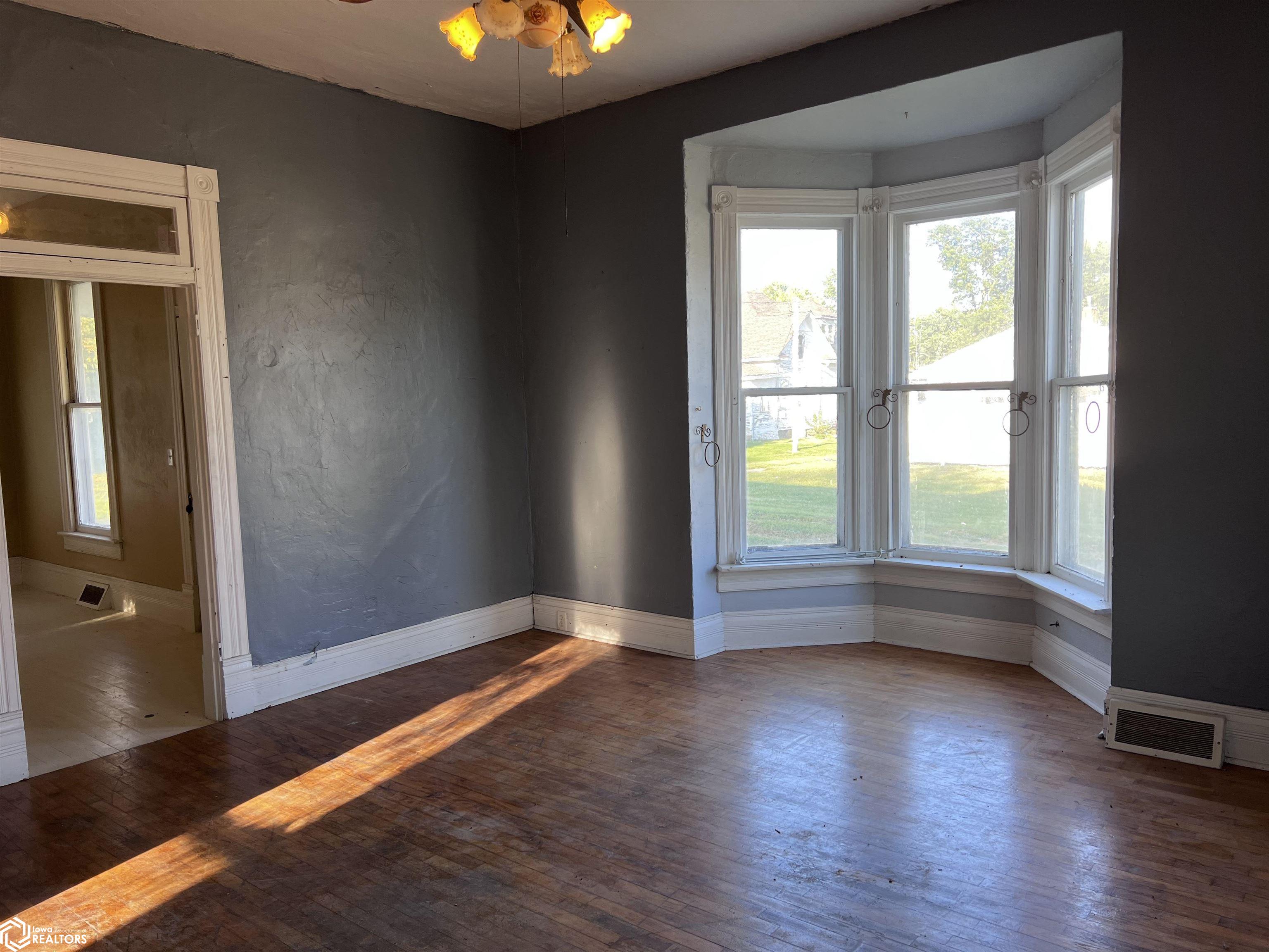 506 W Poplar Street, Bloomfield, Iowa image 14