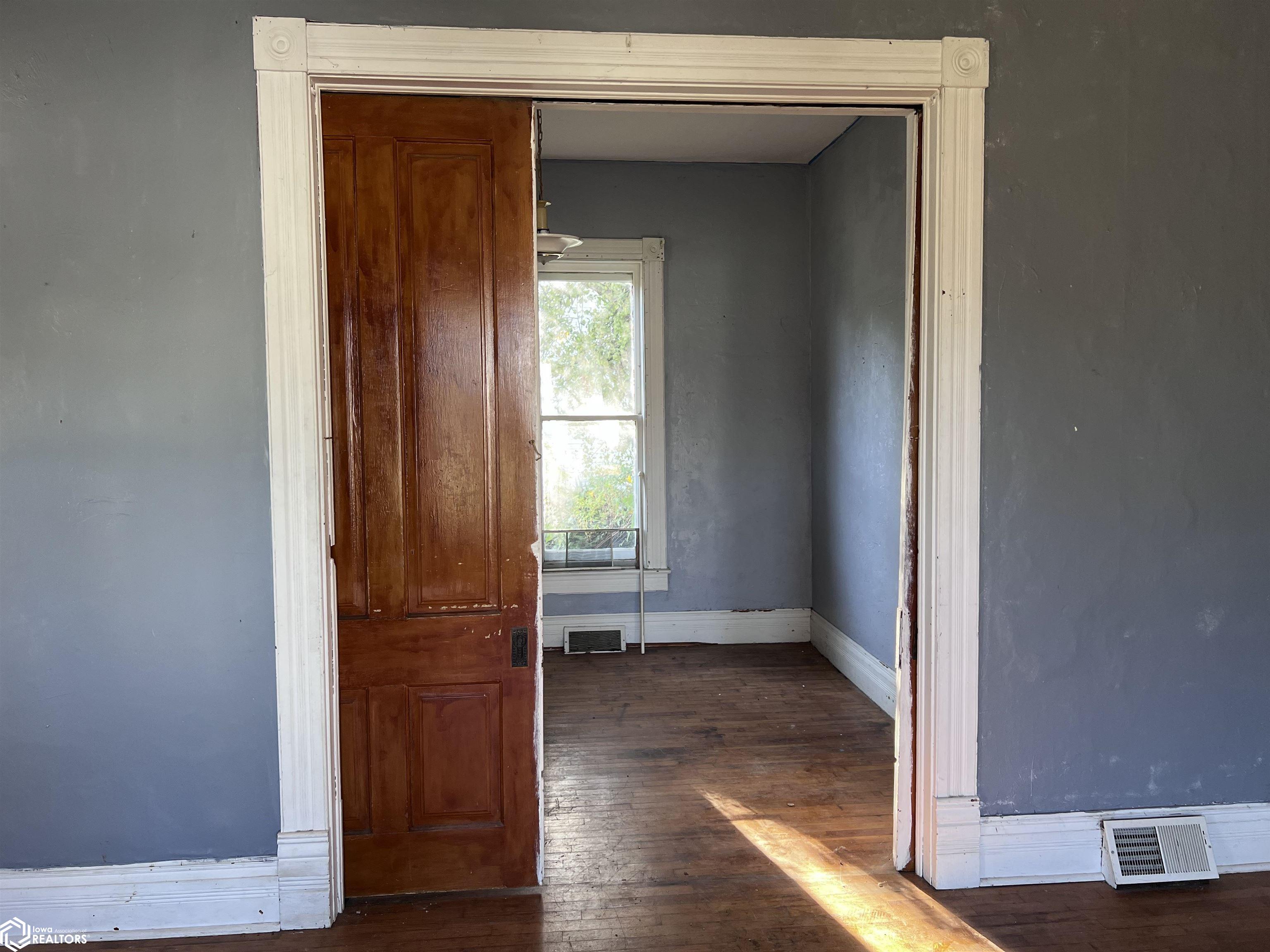 506 W Poplar Street, Bloomfield, Iowa image 15