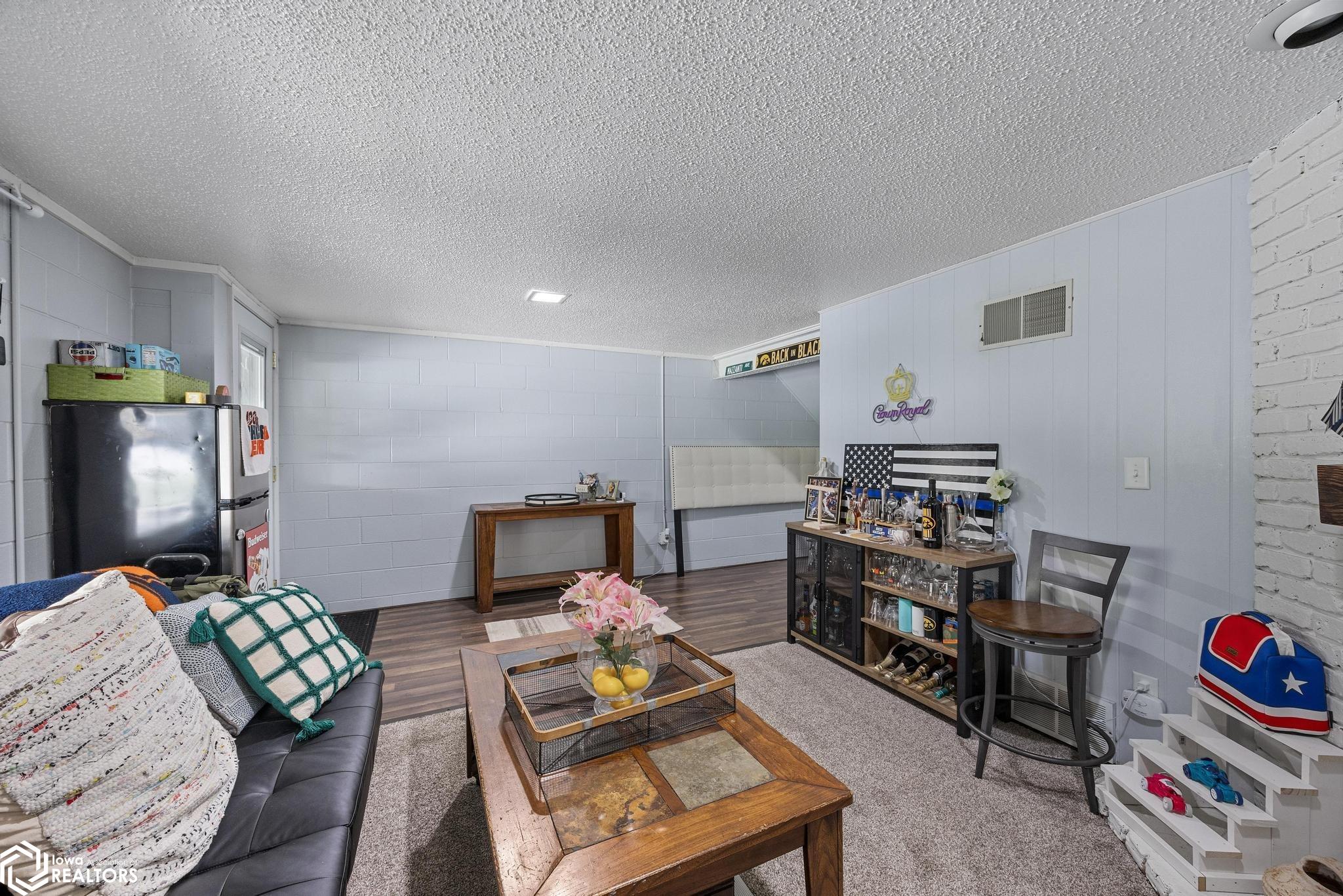 425 Peterson Street, Iowa City, Iowa image 17