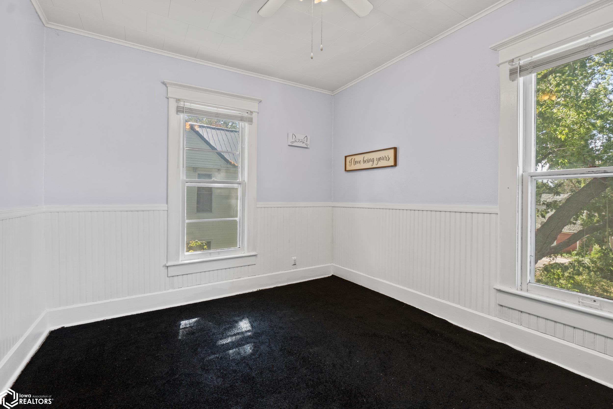 415 S 4th Avenue, Washington, Iowa image 25